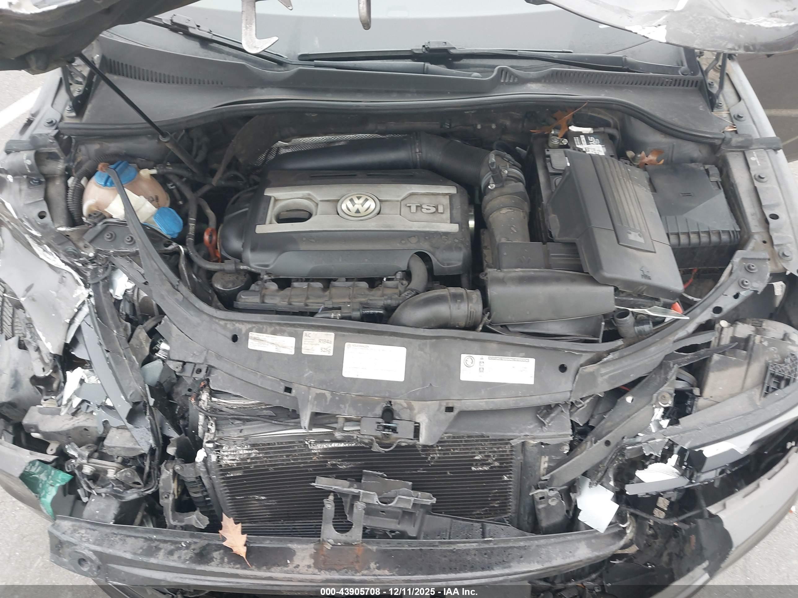 VOLKSWAGEN EOS image 10