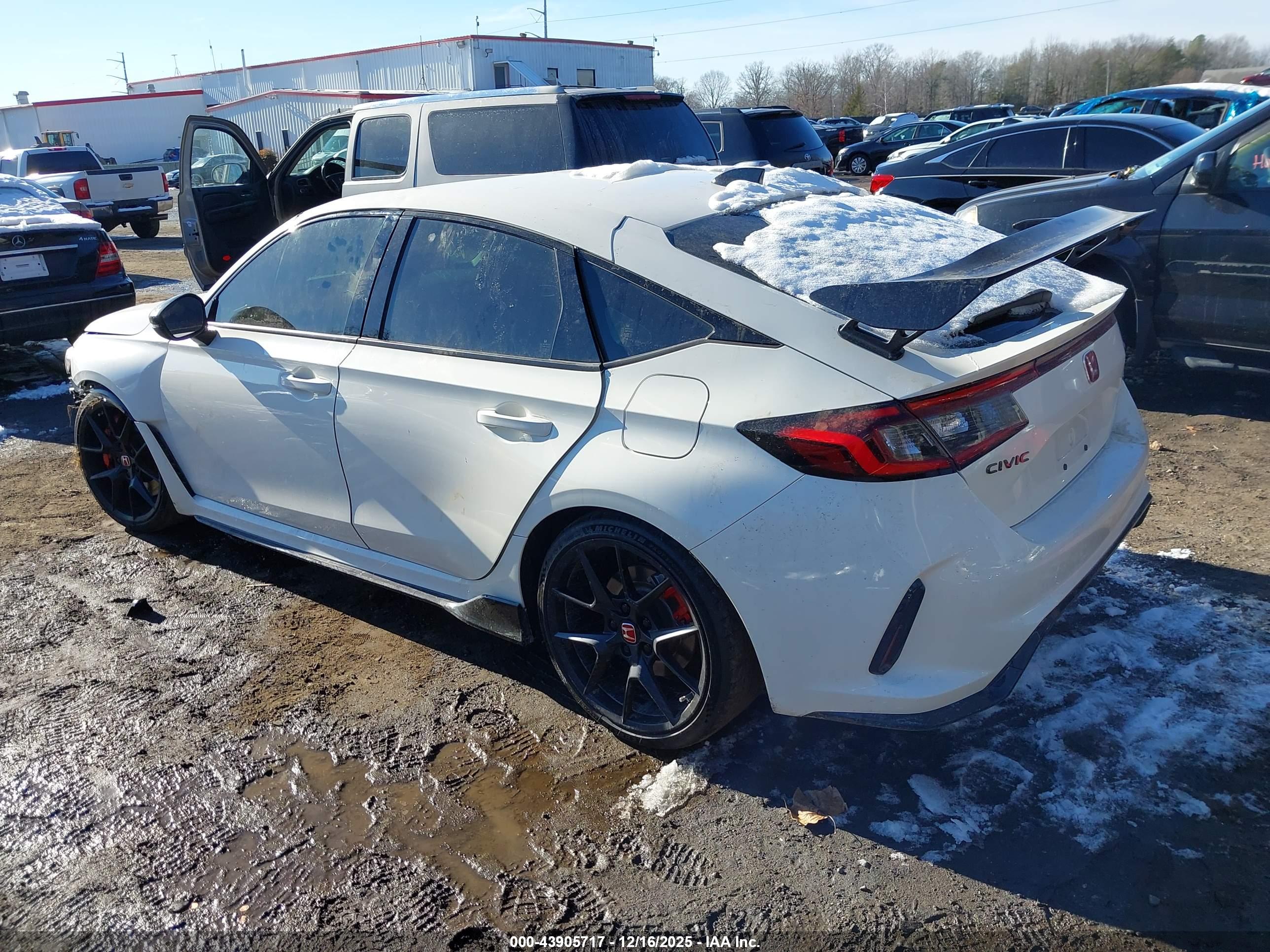 HONDA CIVIC image 3