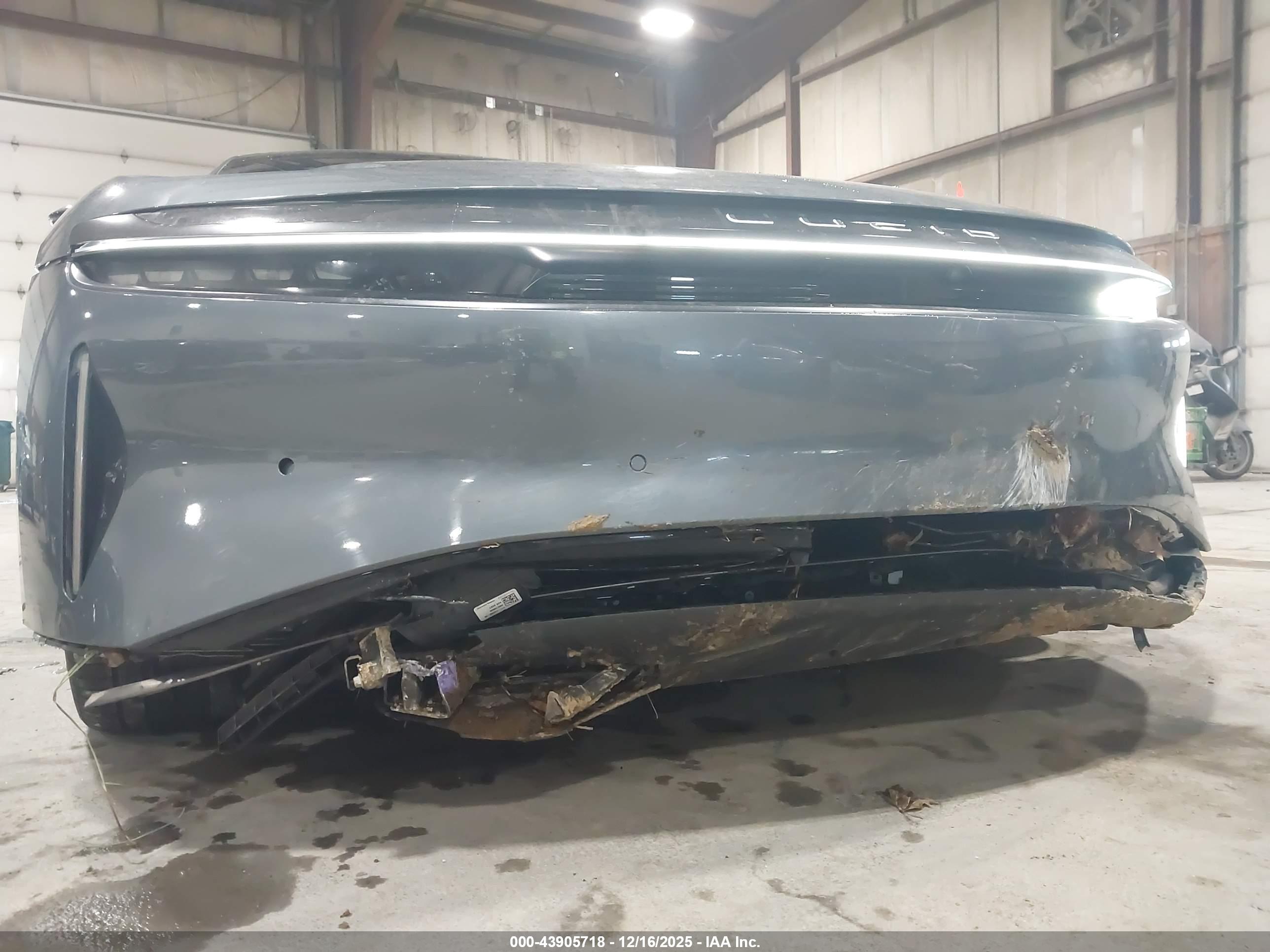 LUCID AIR image 6