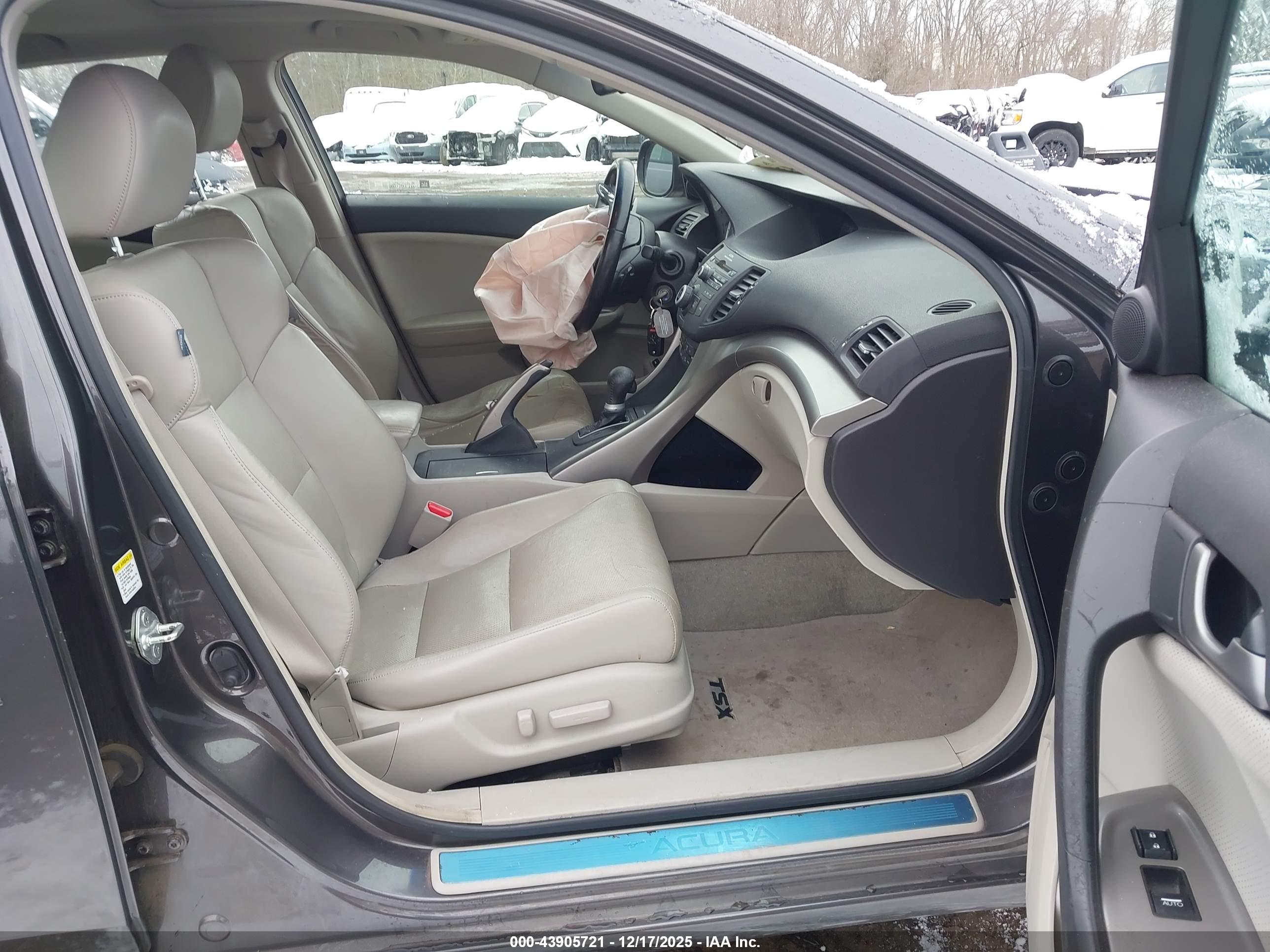 ACURA TSX image 5
