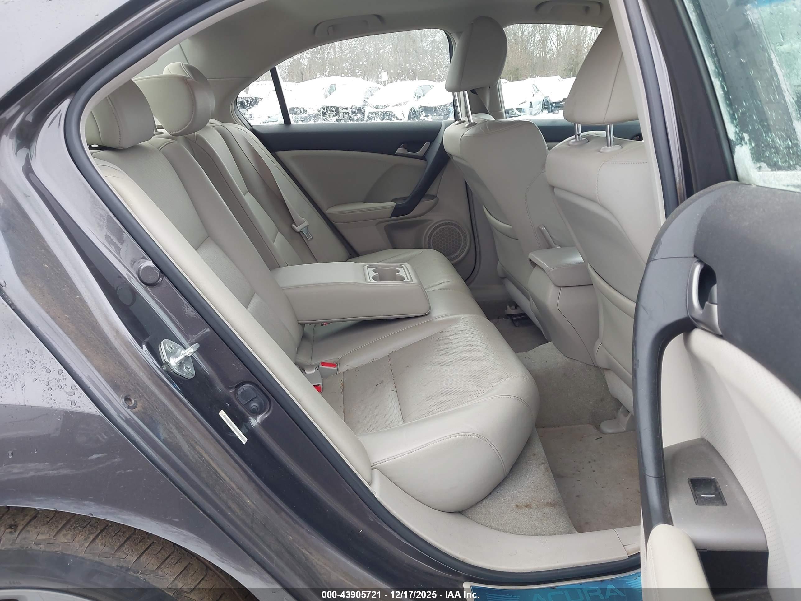 ACURA TSX image 8