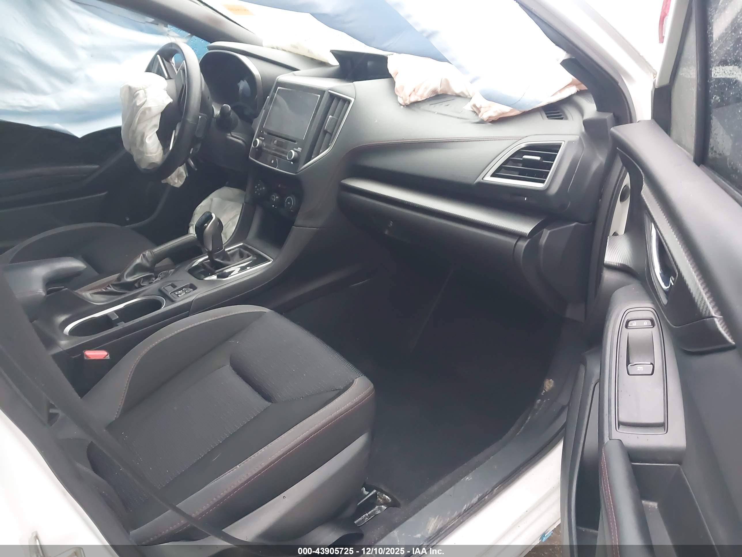 SUBARU IMPREZA image 5