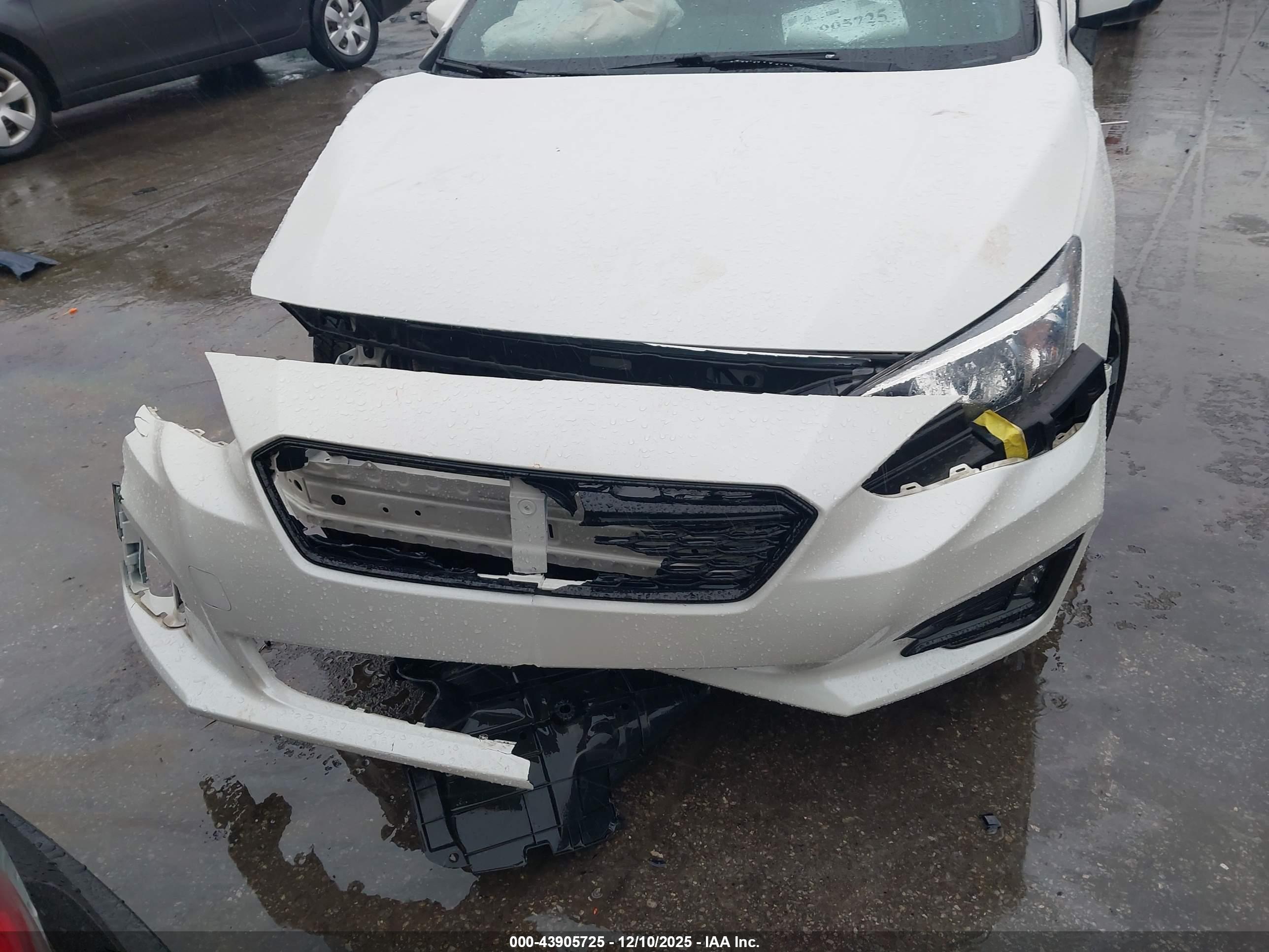 SUBARU IMPREZA image 6