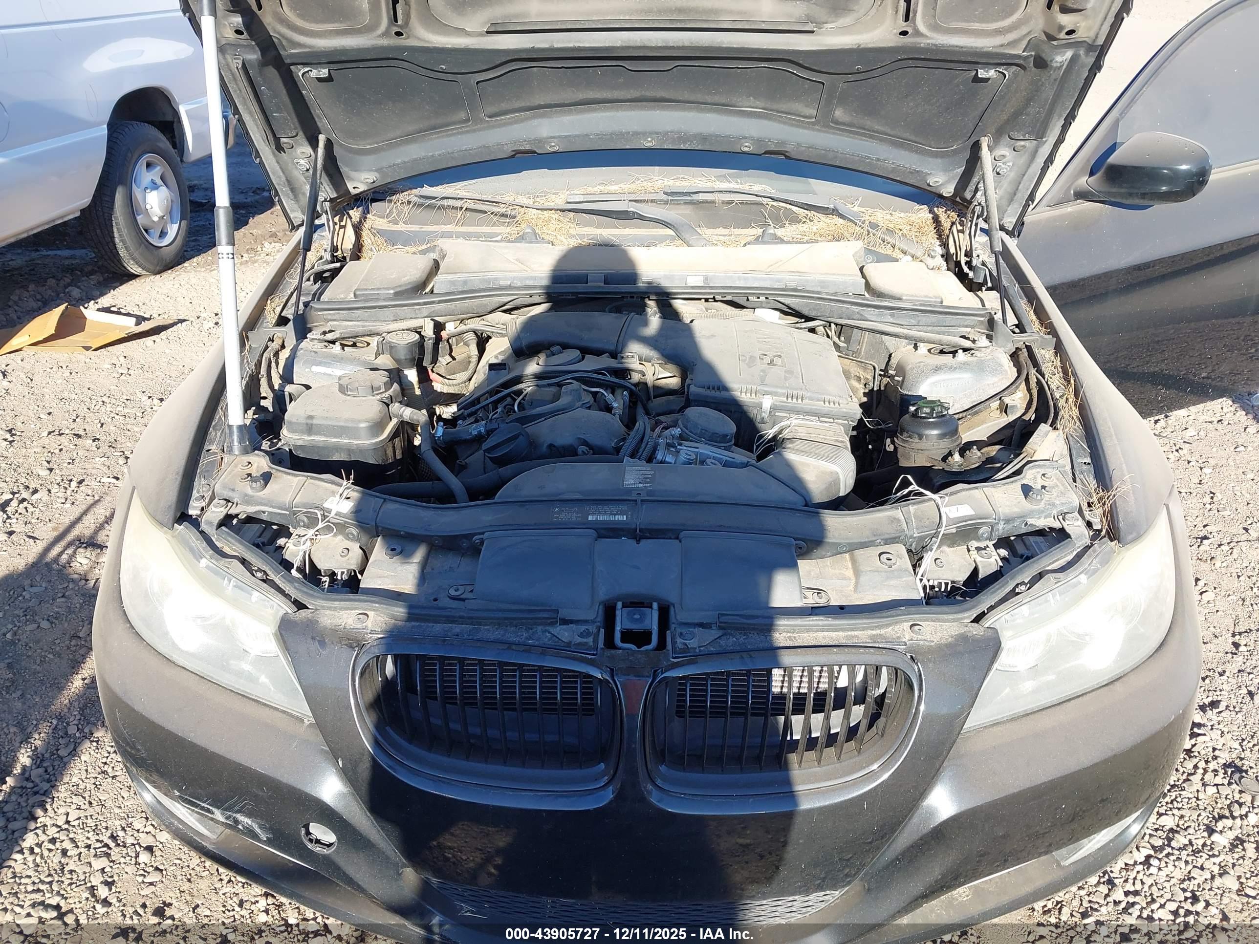 BMW 335I image 10