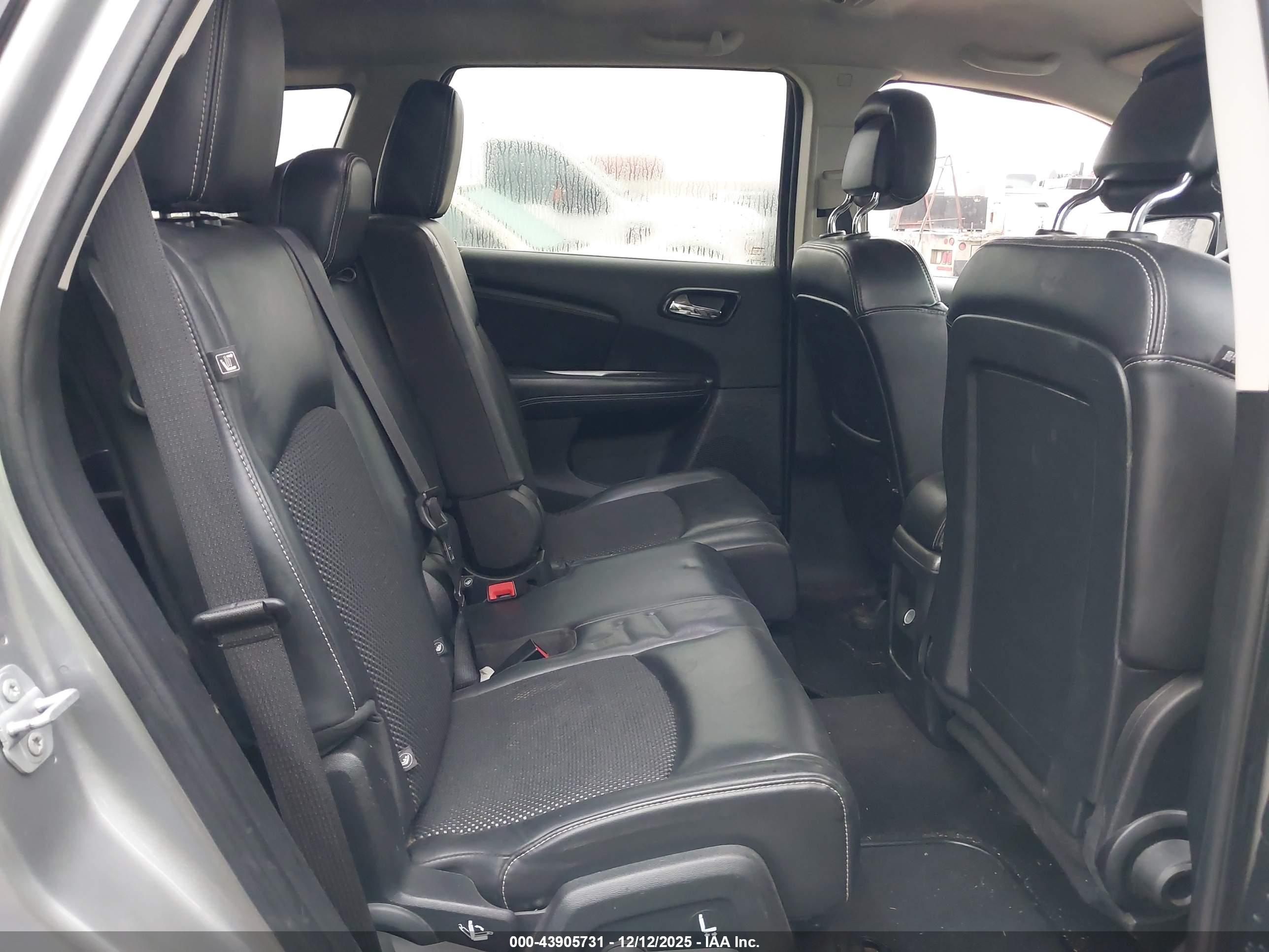 DODGE JOURNEY image 8