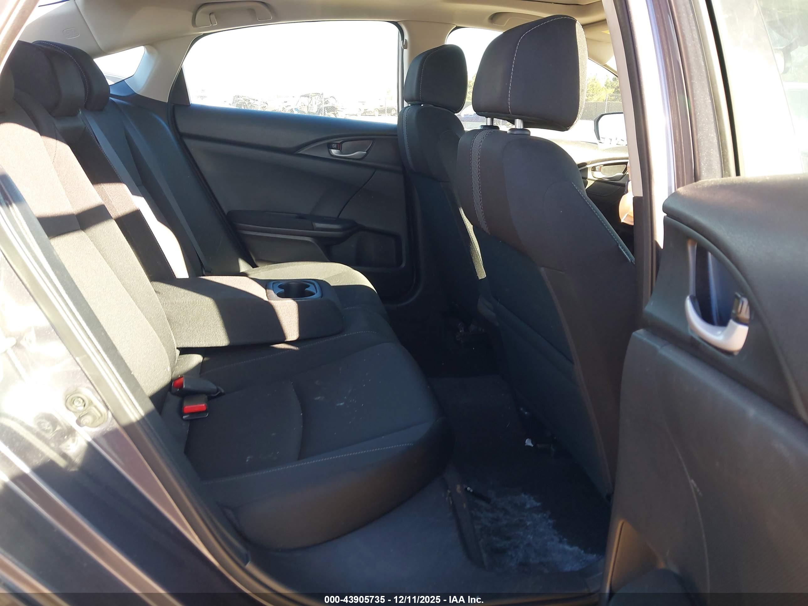 HONDA CIVIC image 8