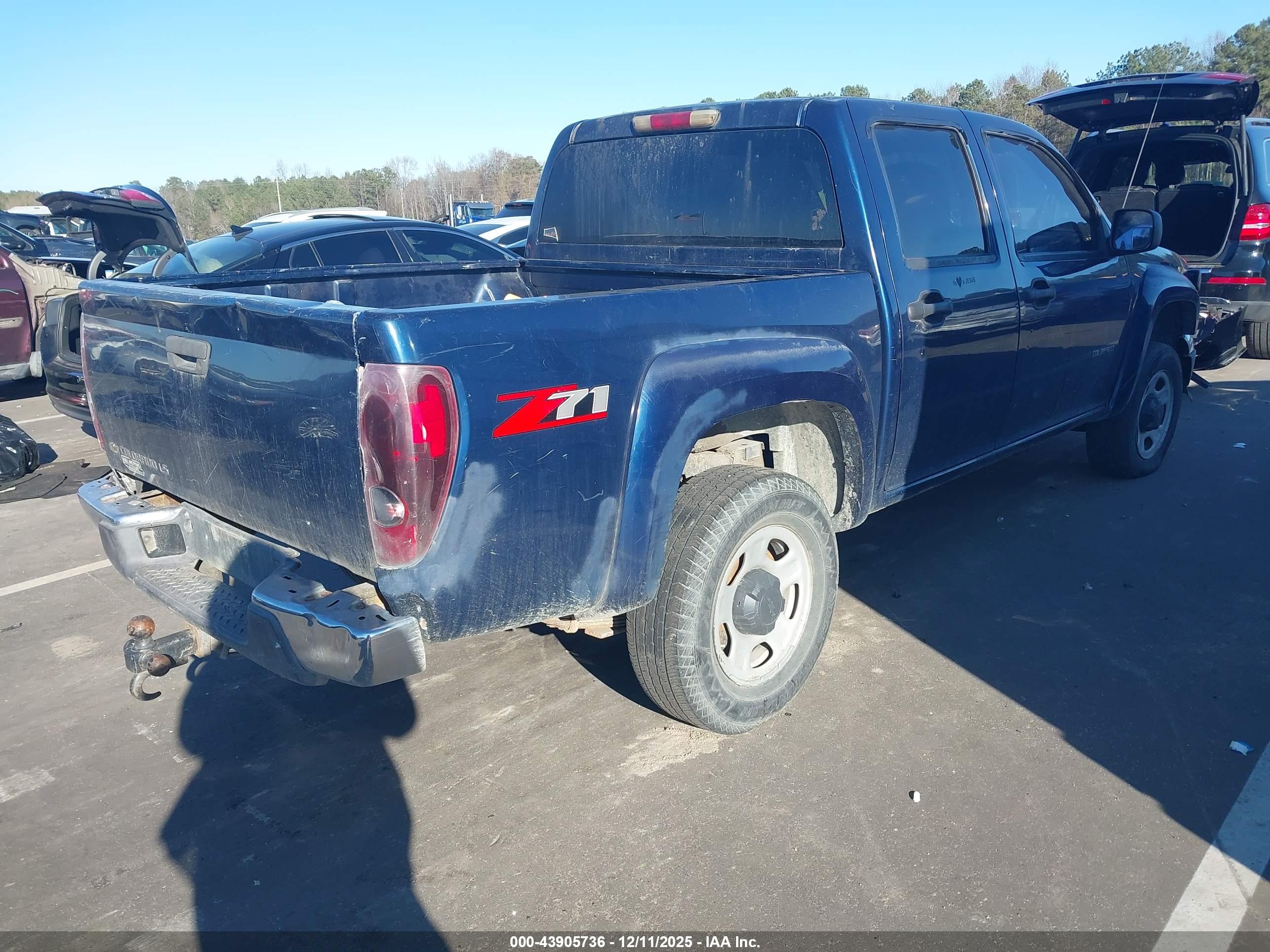 CHEVROLET COLORADO image 4