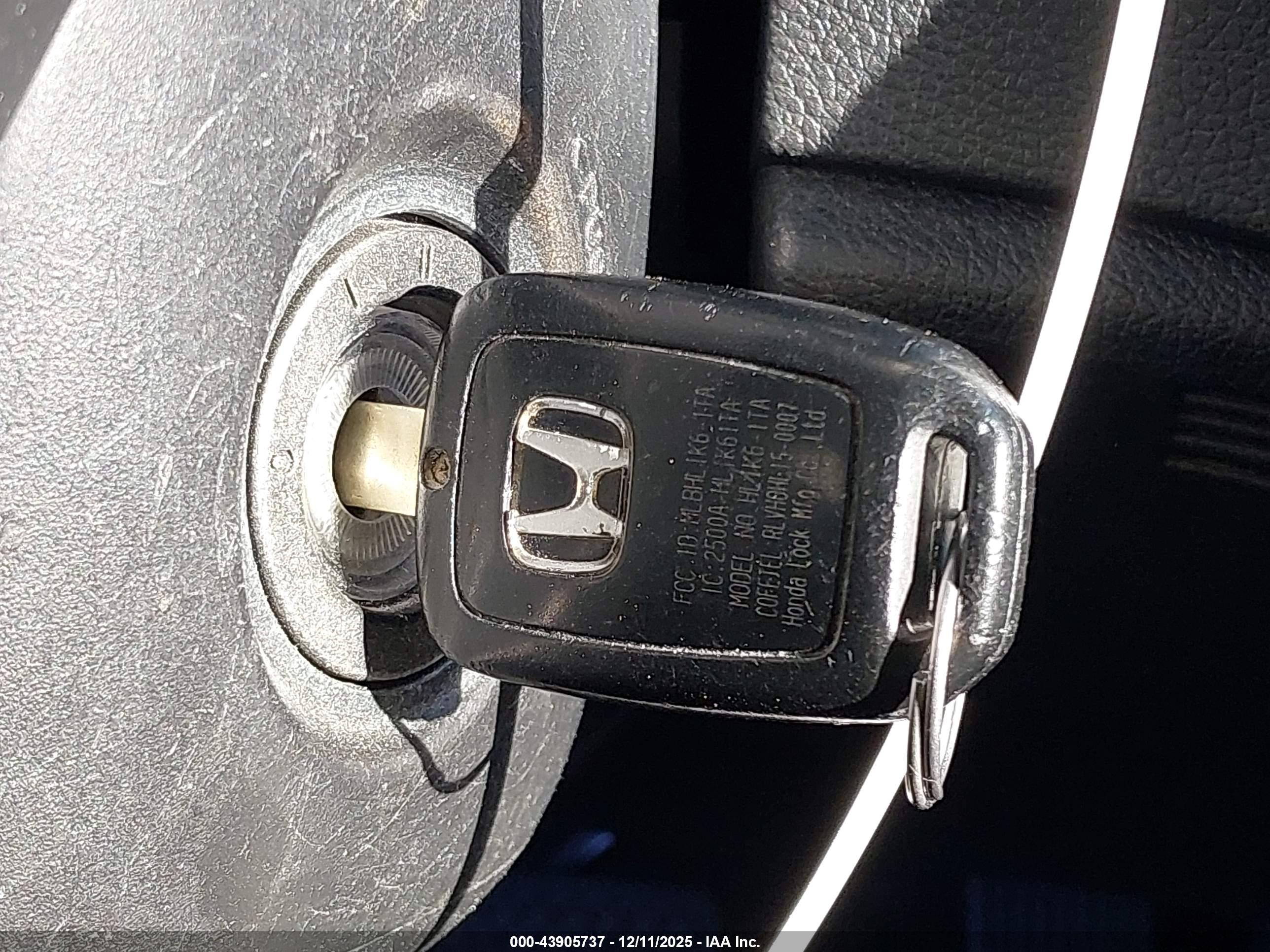 HONDA CIVIC image 11