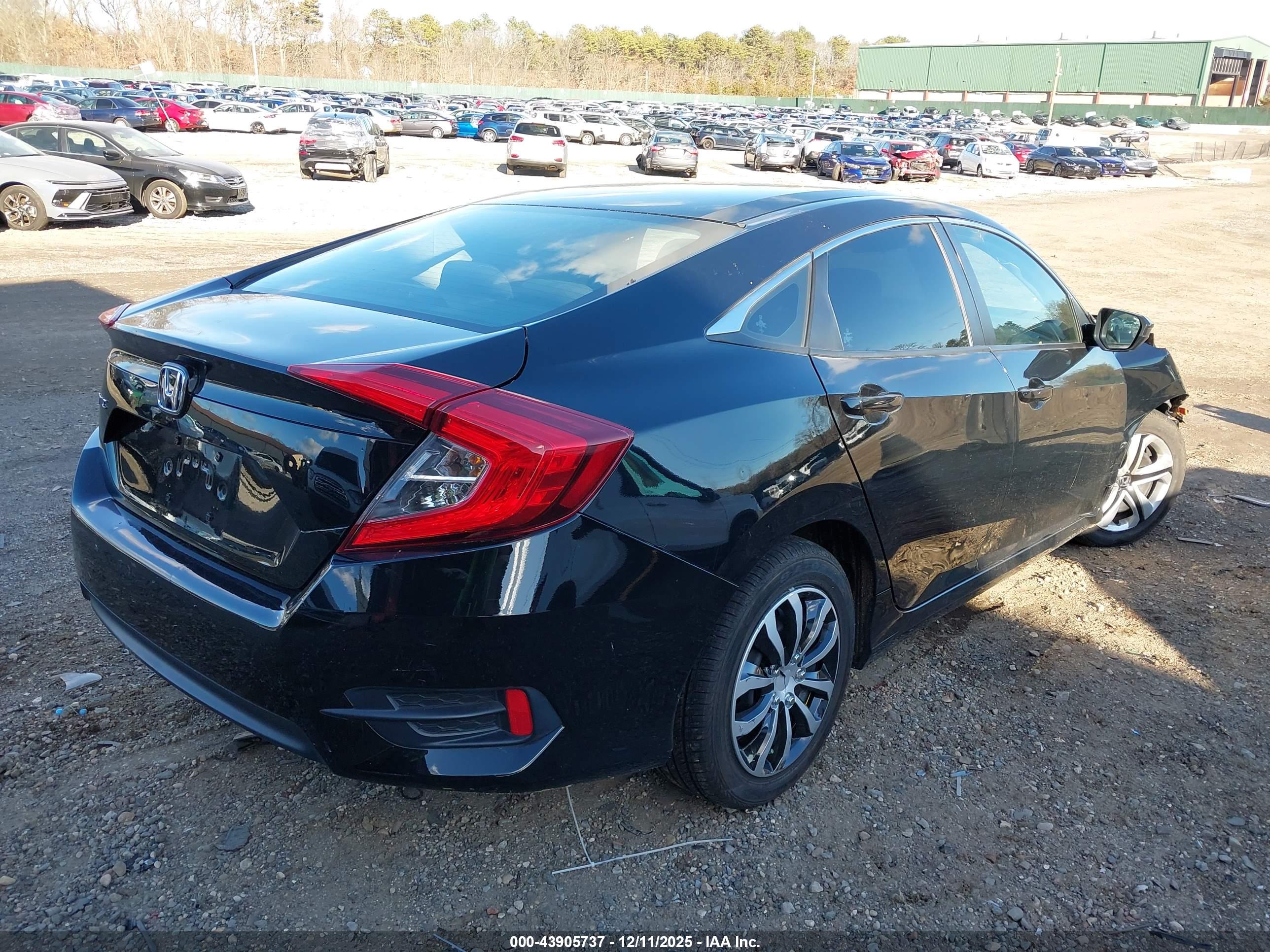 HONDA CIVIC image 4