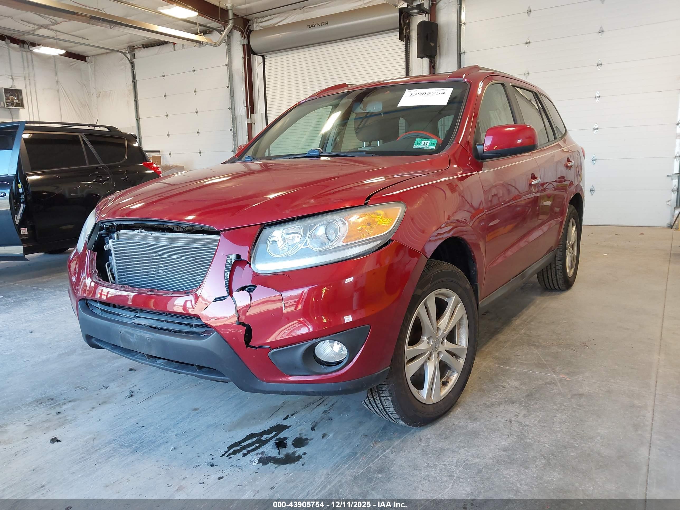 HYUNDAI SANTA image 2