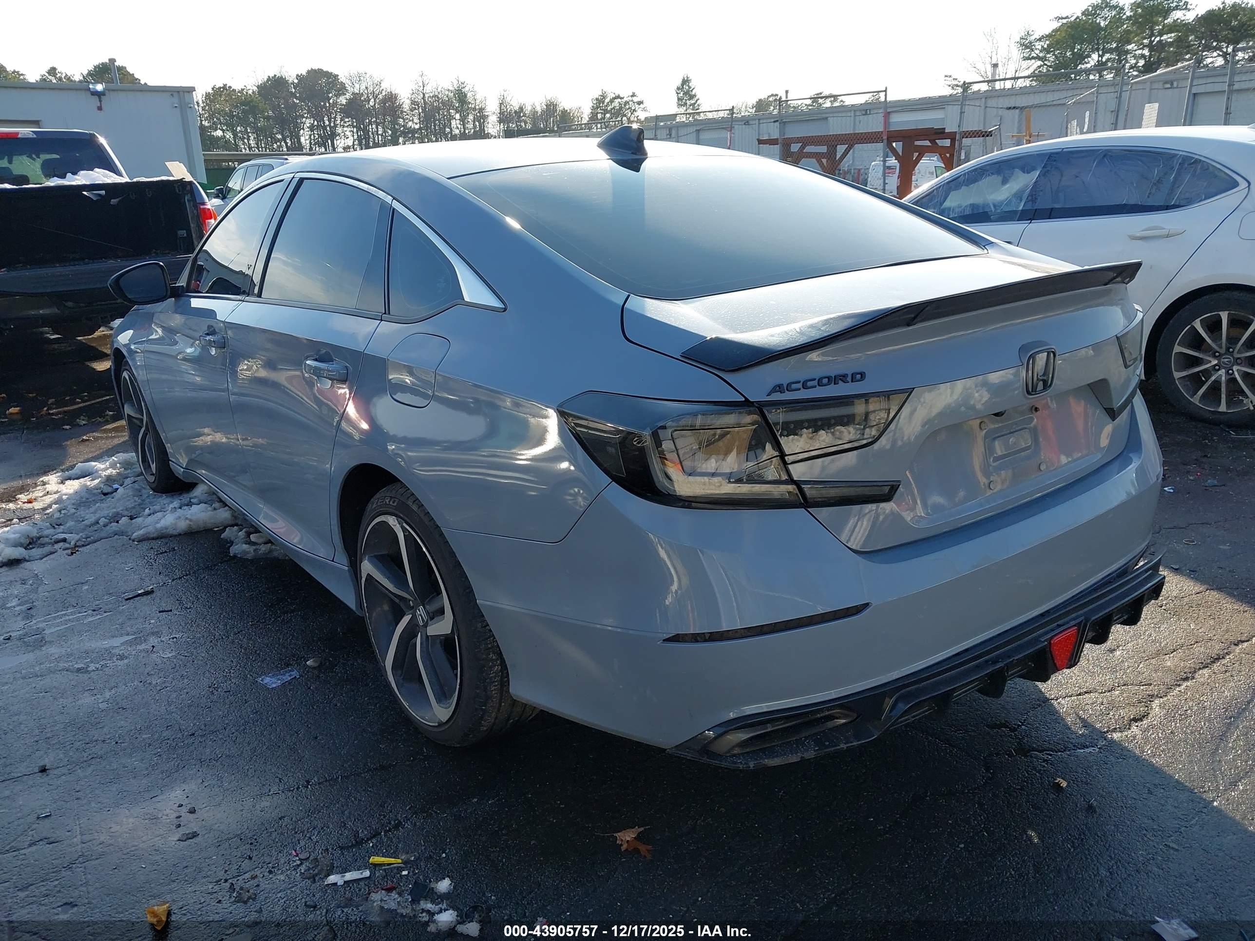 HONDA ACCORD image 3