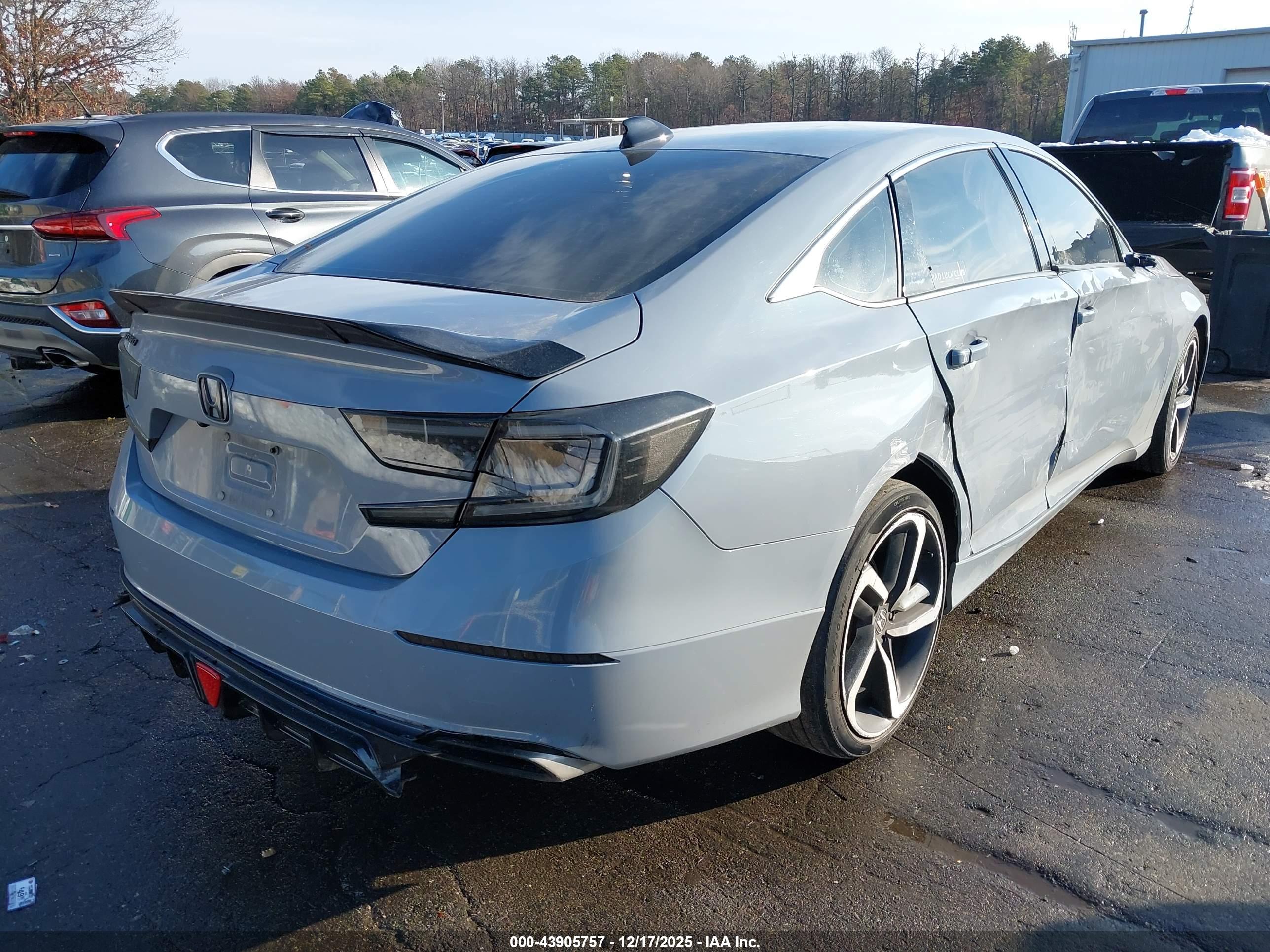 HONDA ACCORD image 4