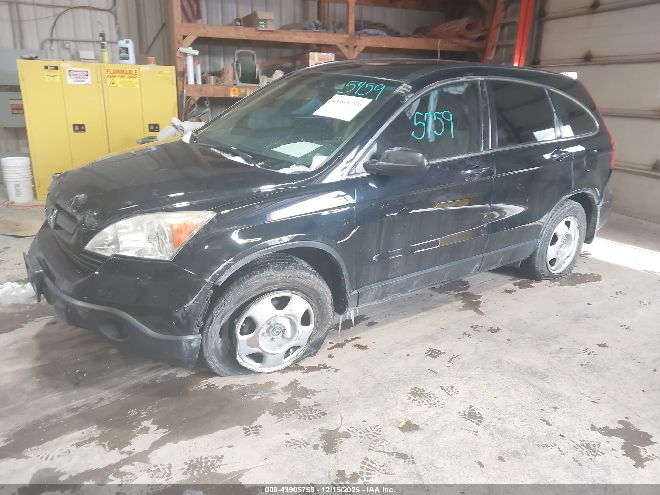HONDA CR-V image 2