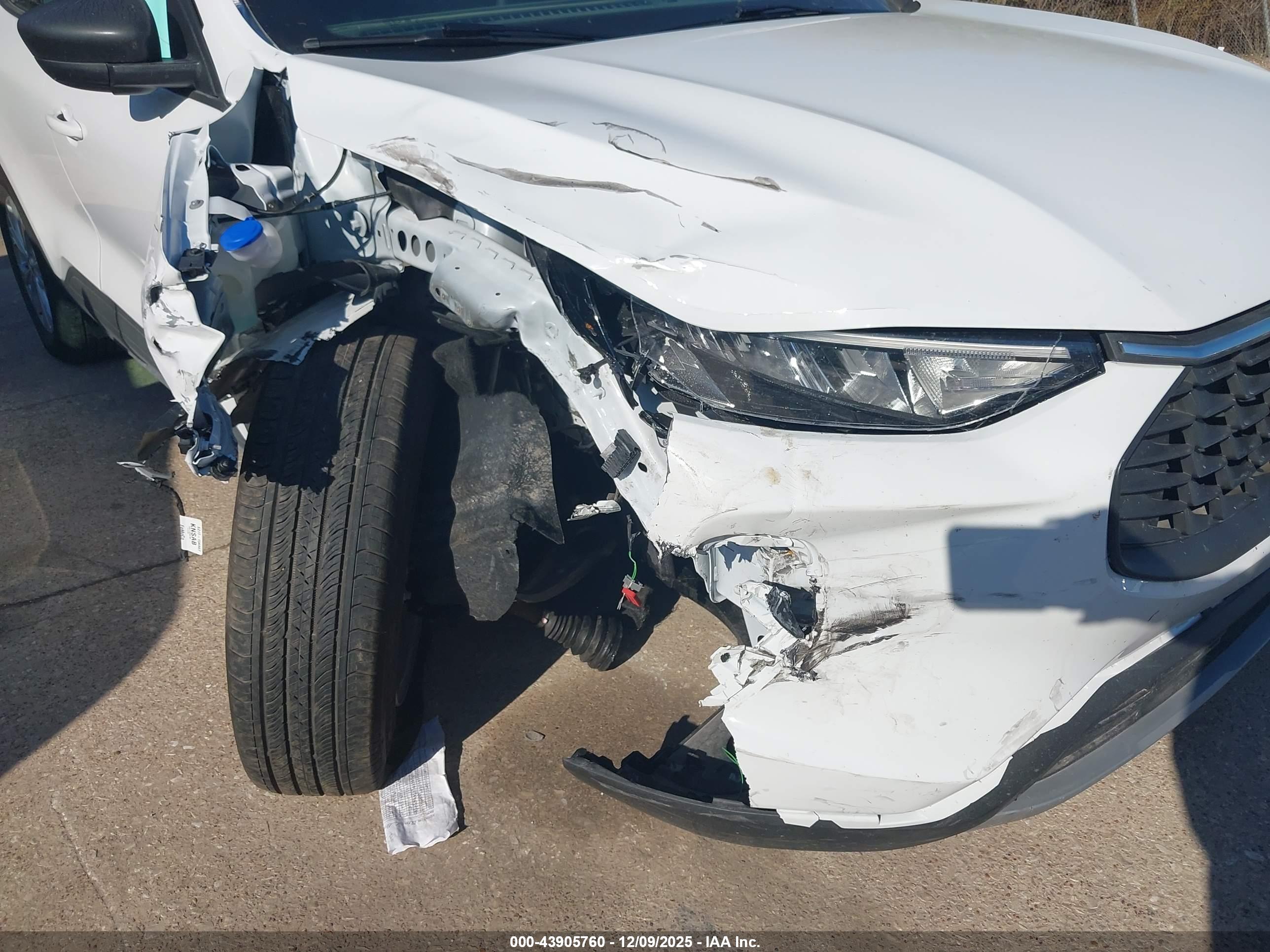 FORD ESCAPE image 6