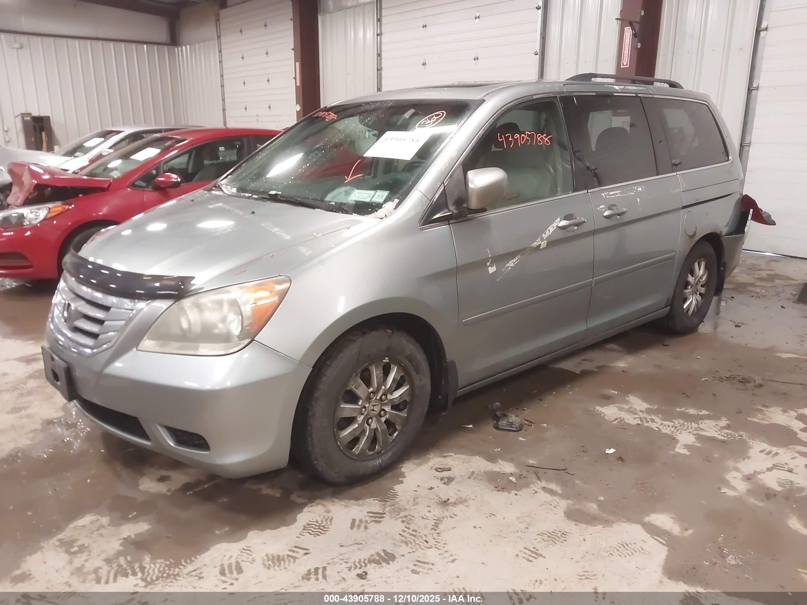 HONDA ODYSSEY image 2