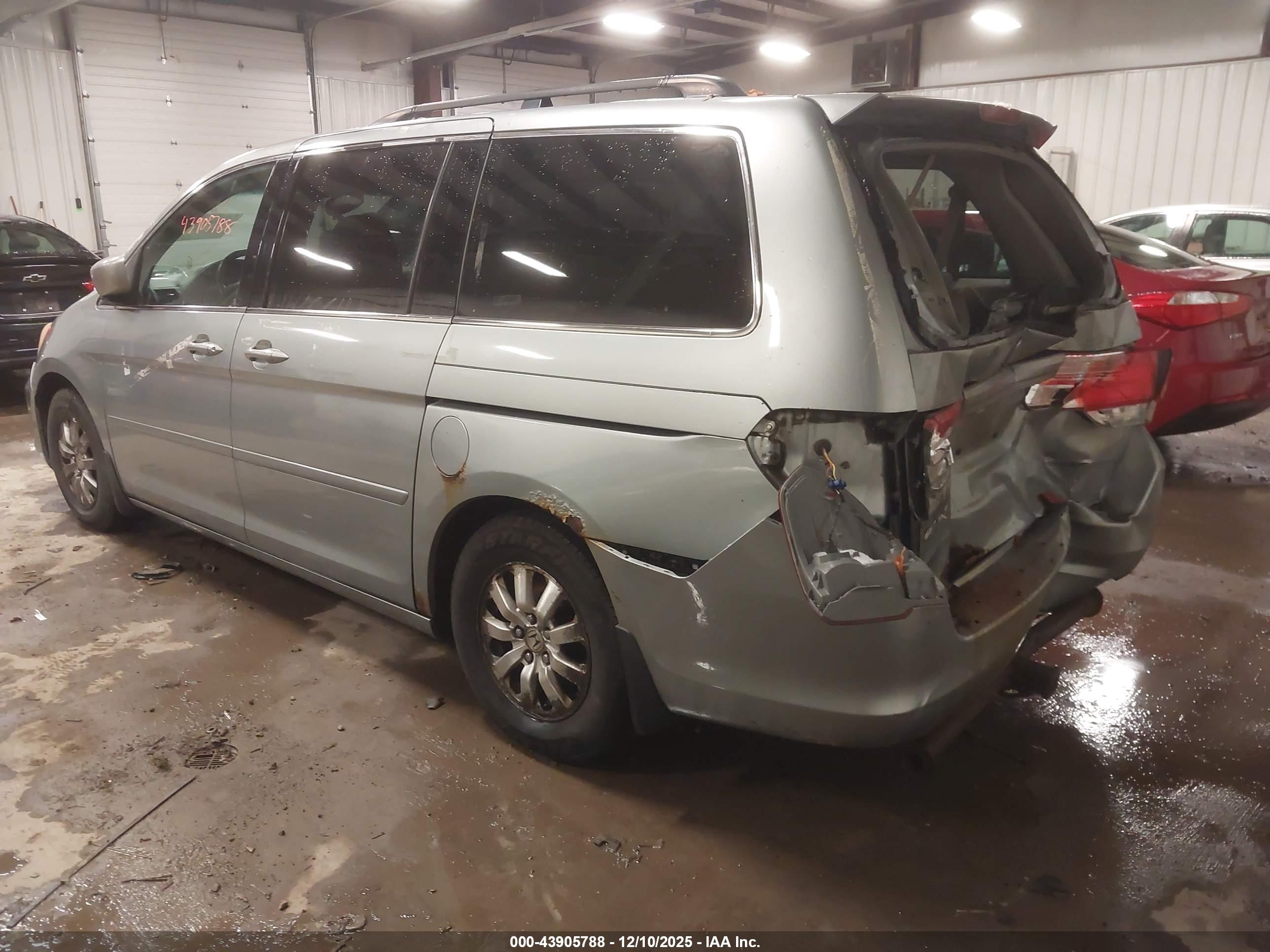 HONDA ODYSSEY image 3