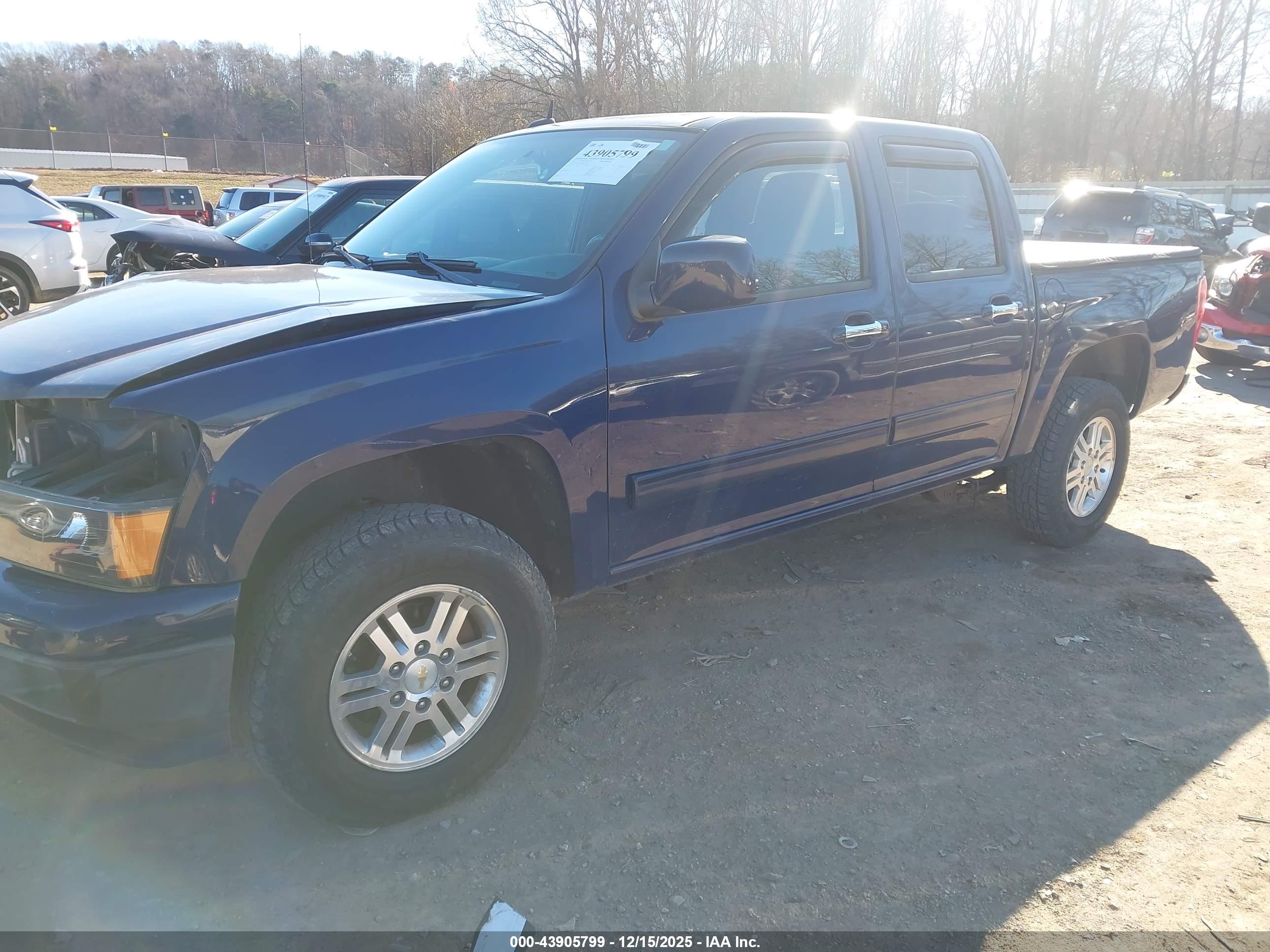 CHEVROLET COLORADO image 2