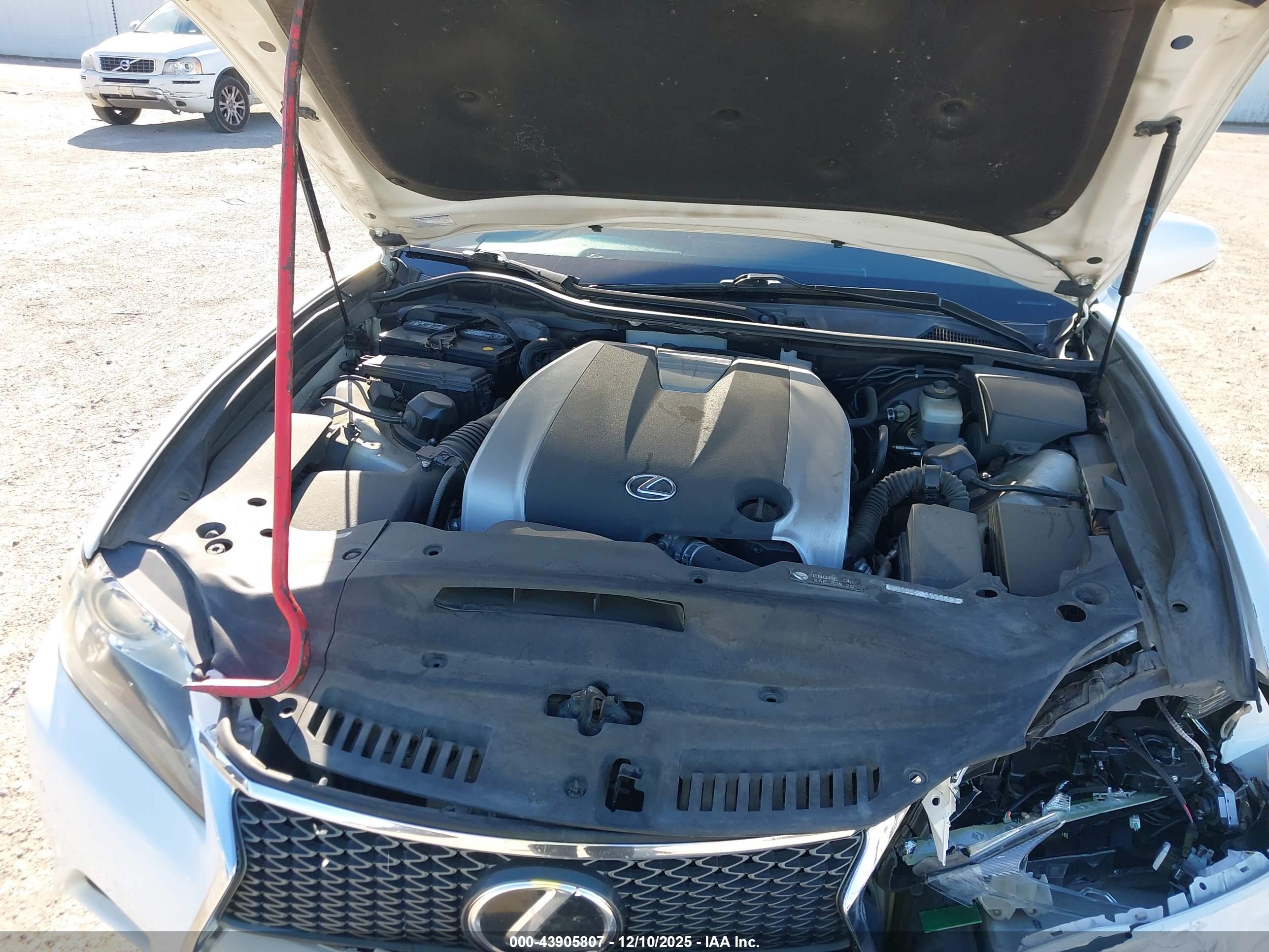 LEXUS GS image 10