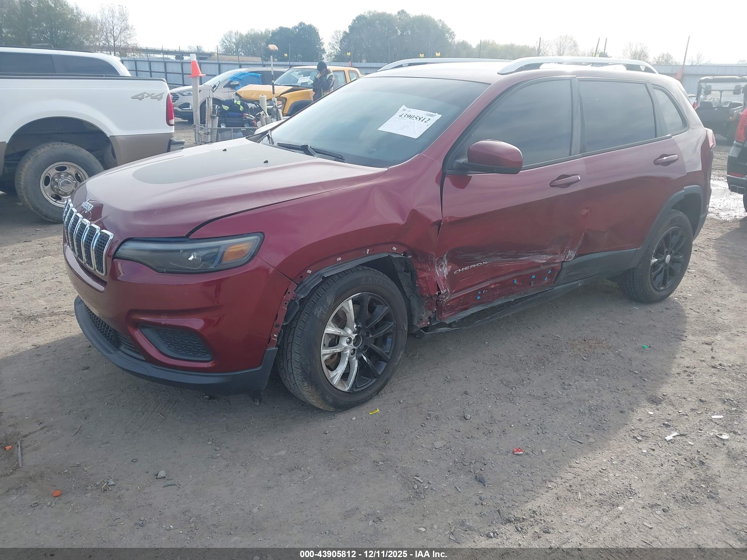 JEEP CHEROKEE image 2