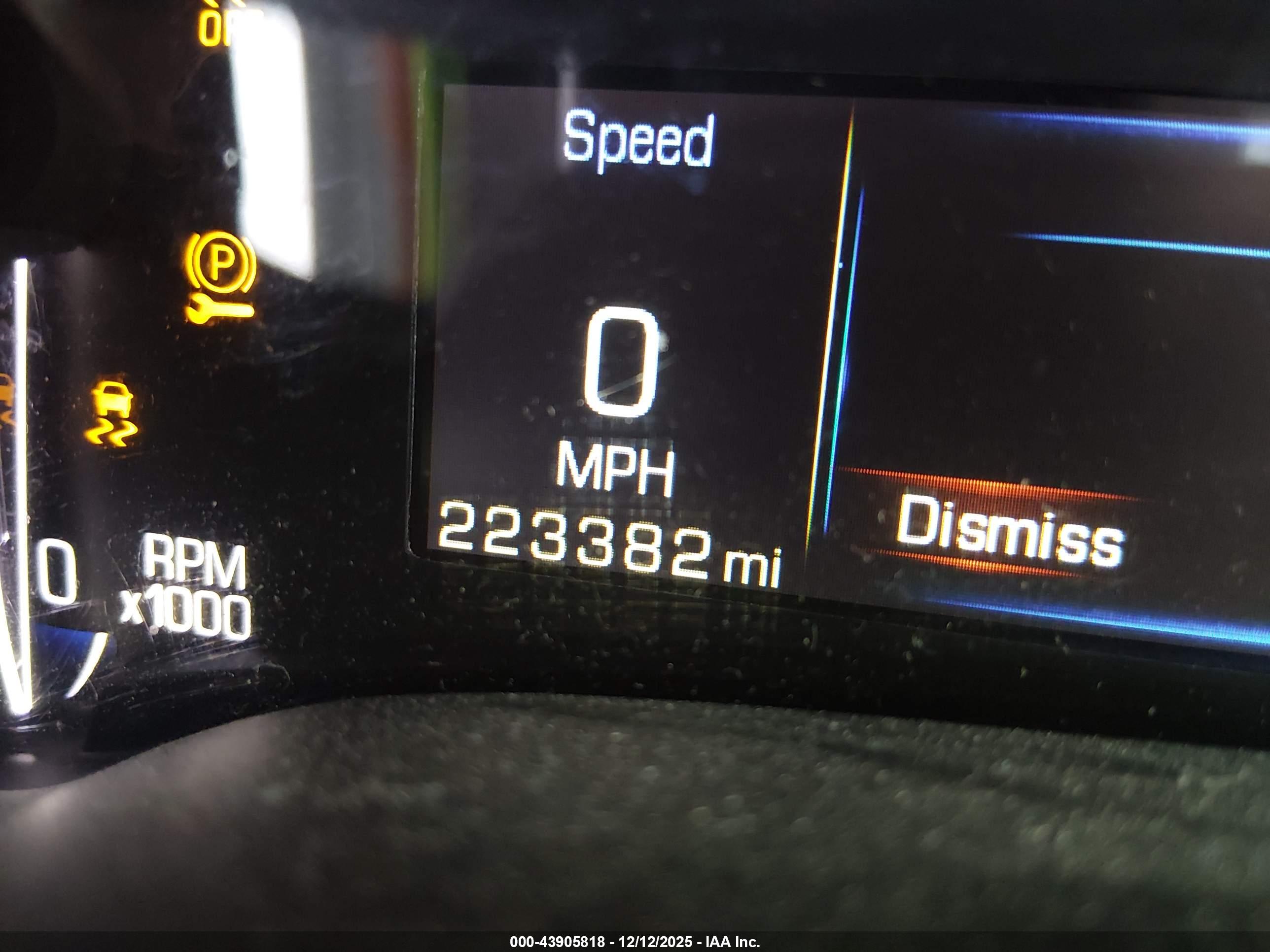 CADILLAC SRX image 7
