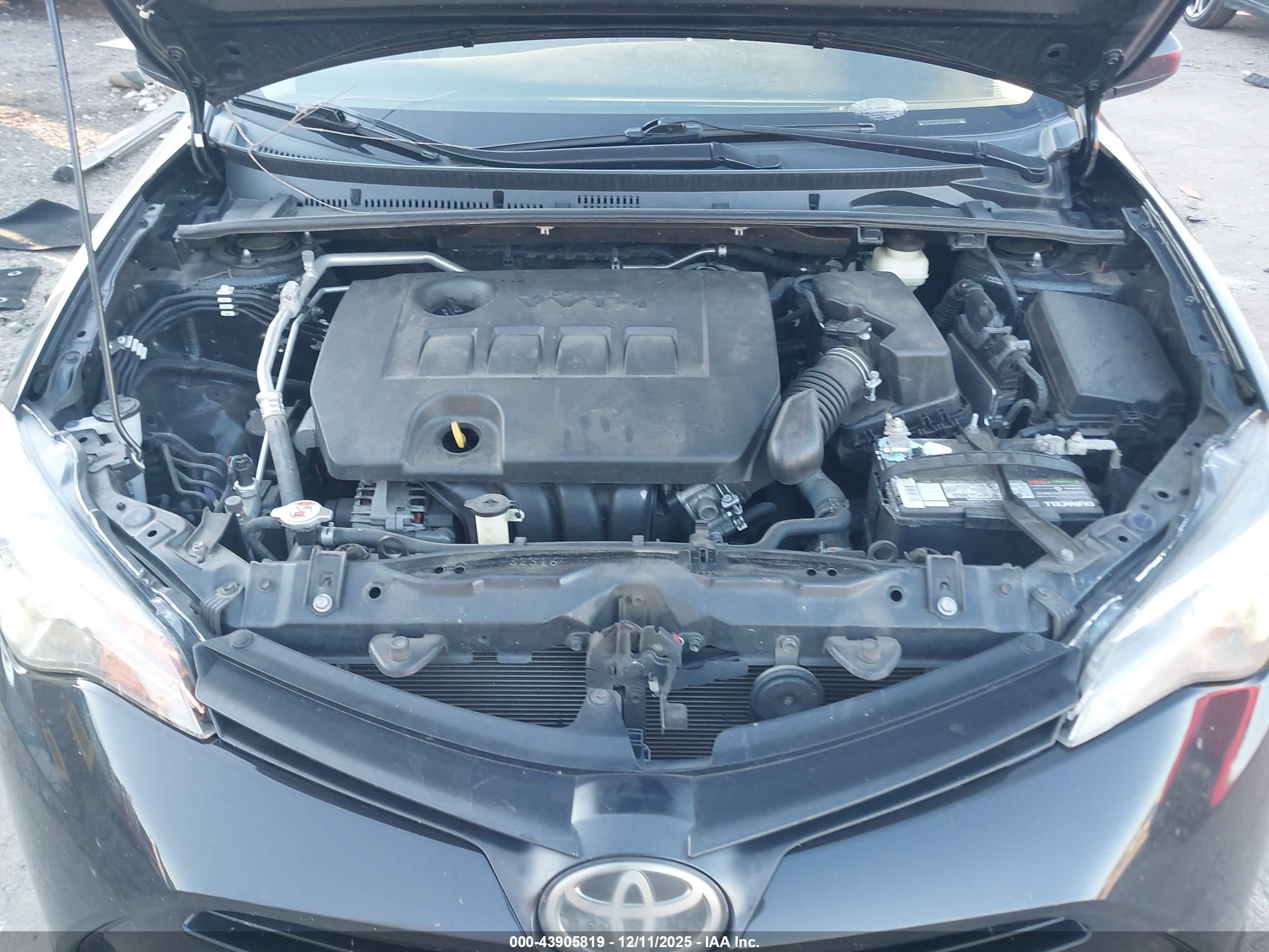 TOYOTA COROLLA image 10
