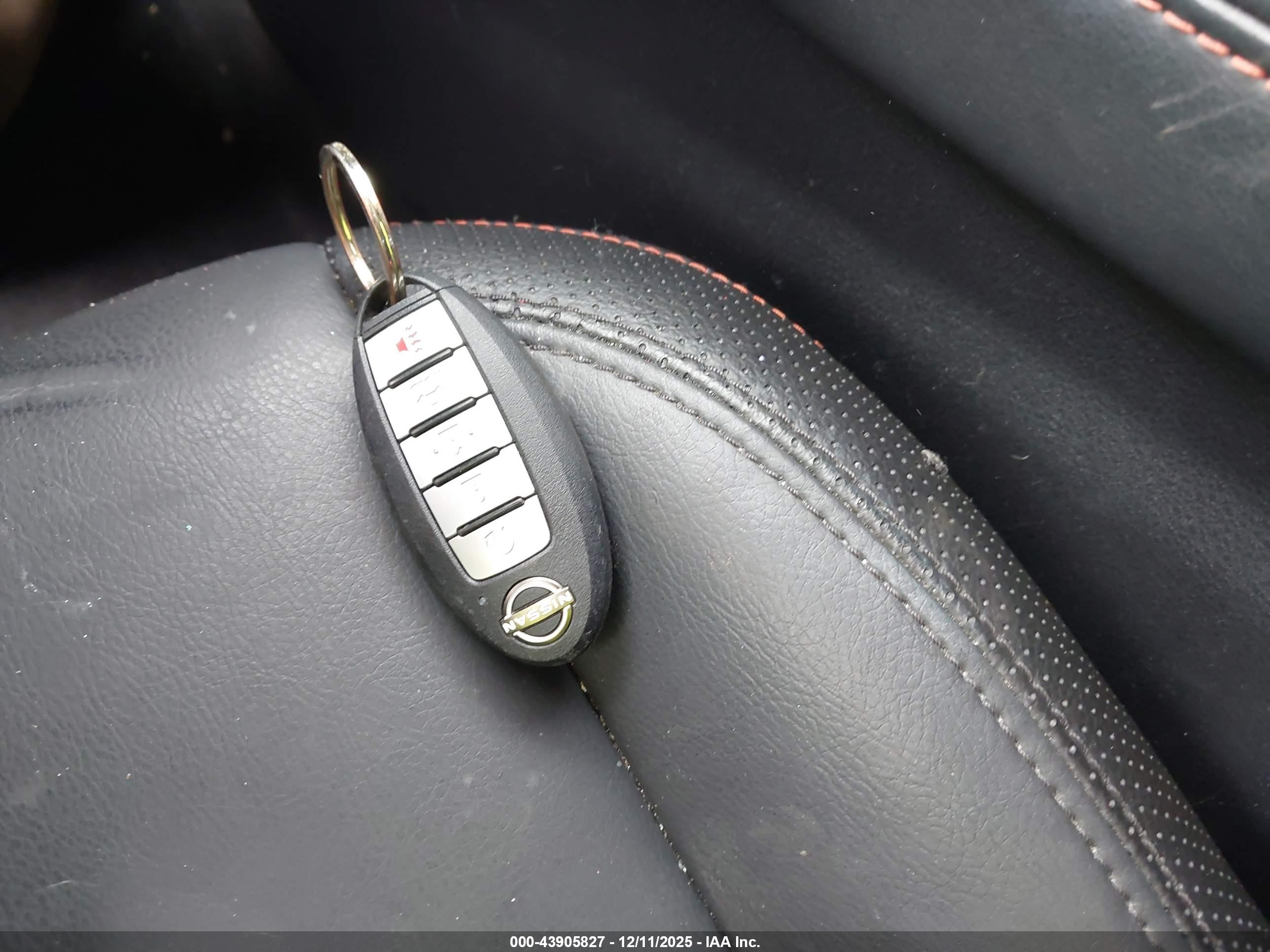 NISSAN ALTIMA image 11
