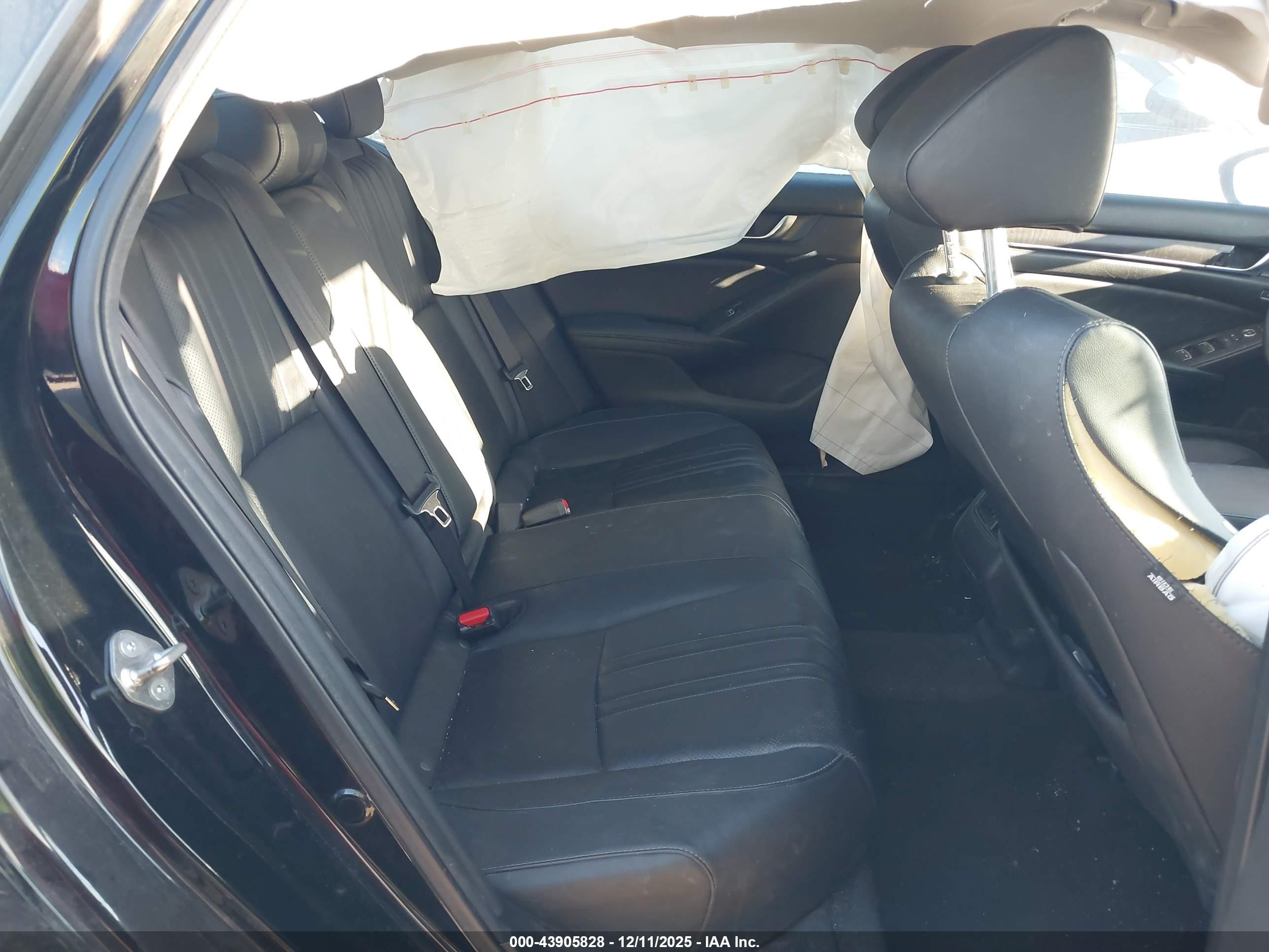 HONDA ACCORD image 8