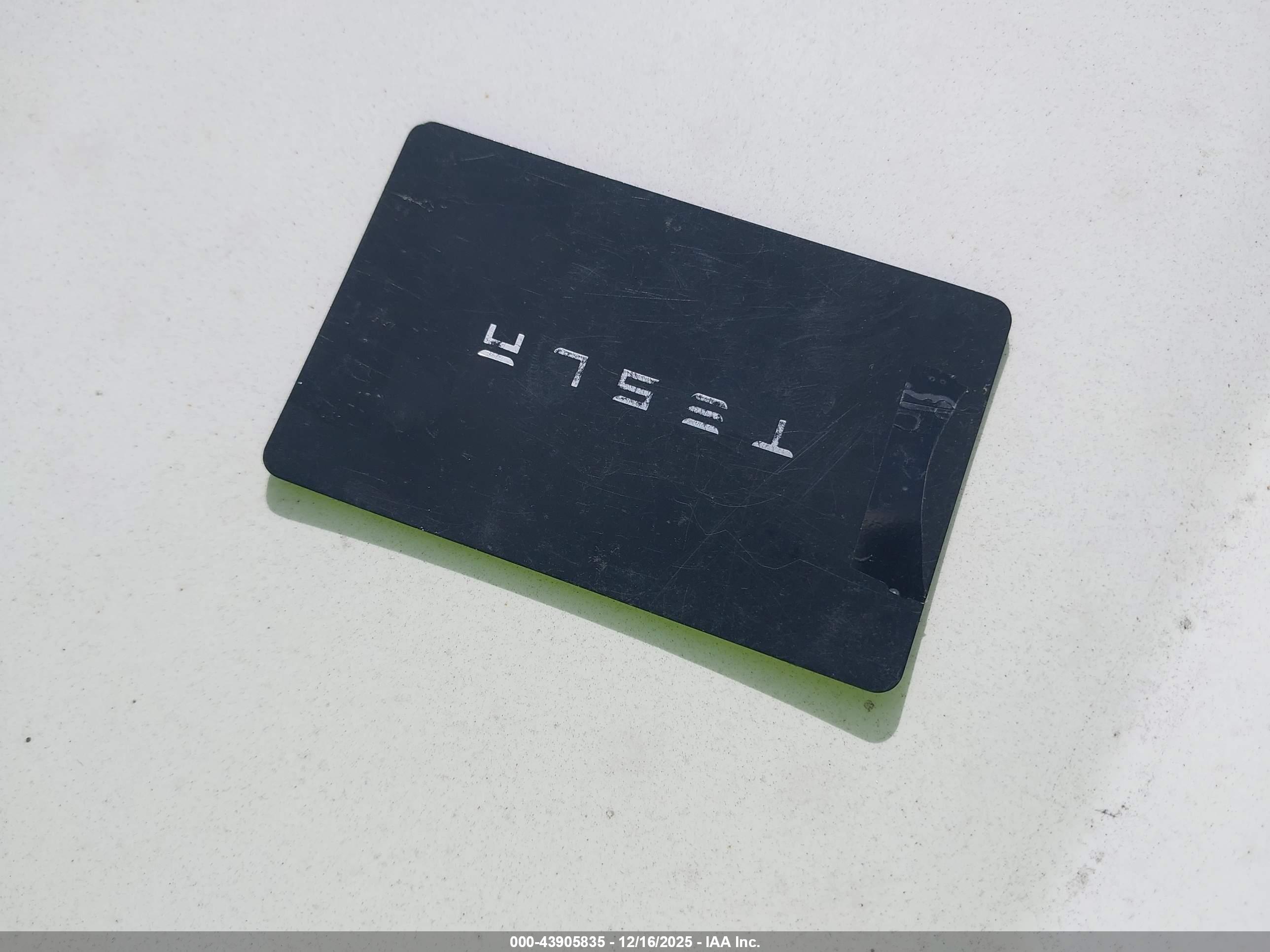 TESLA MODEL image 11