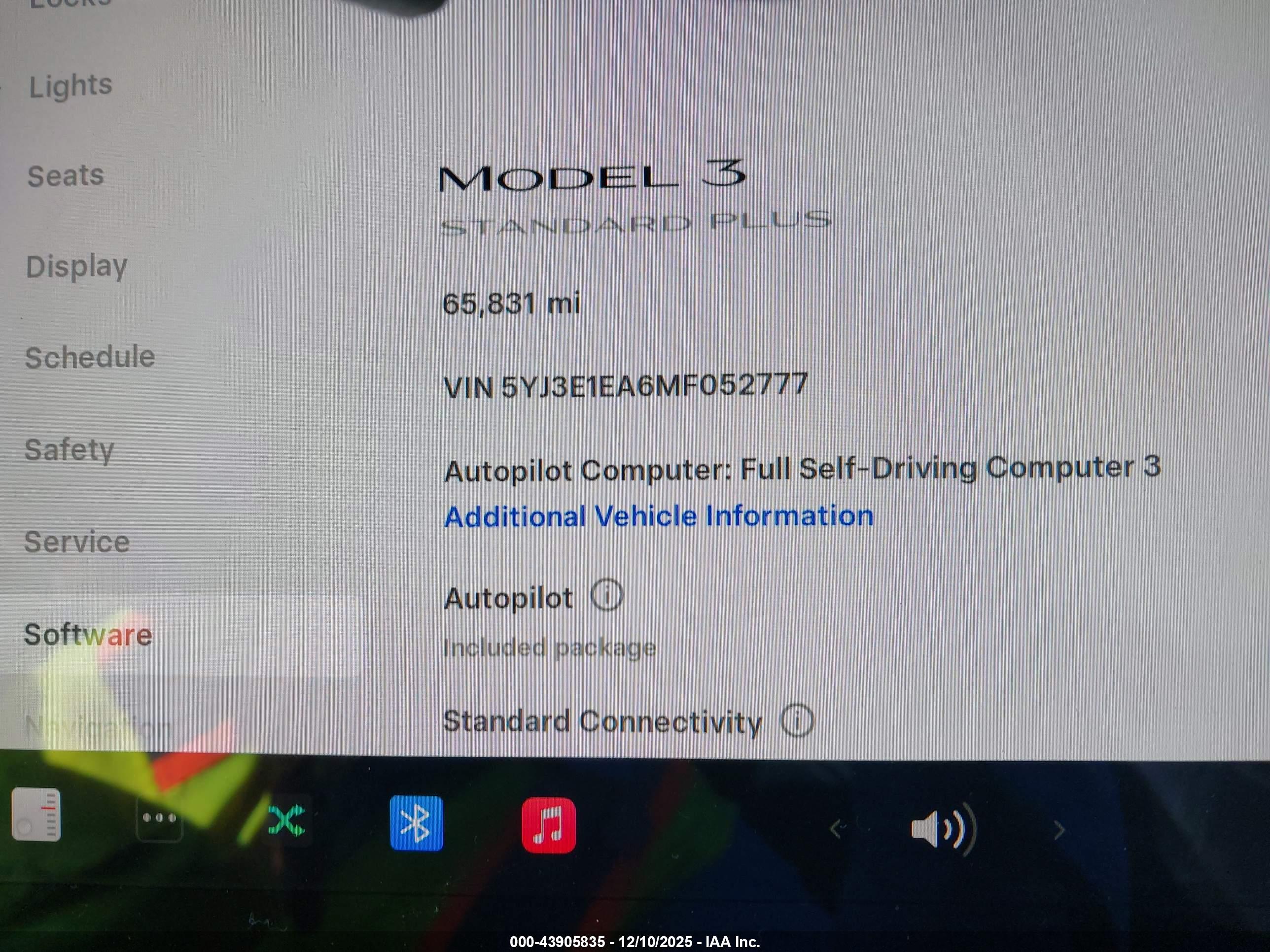TESLA MODEL image 7