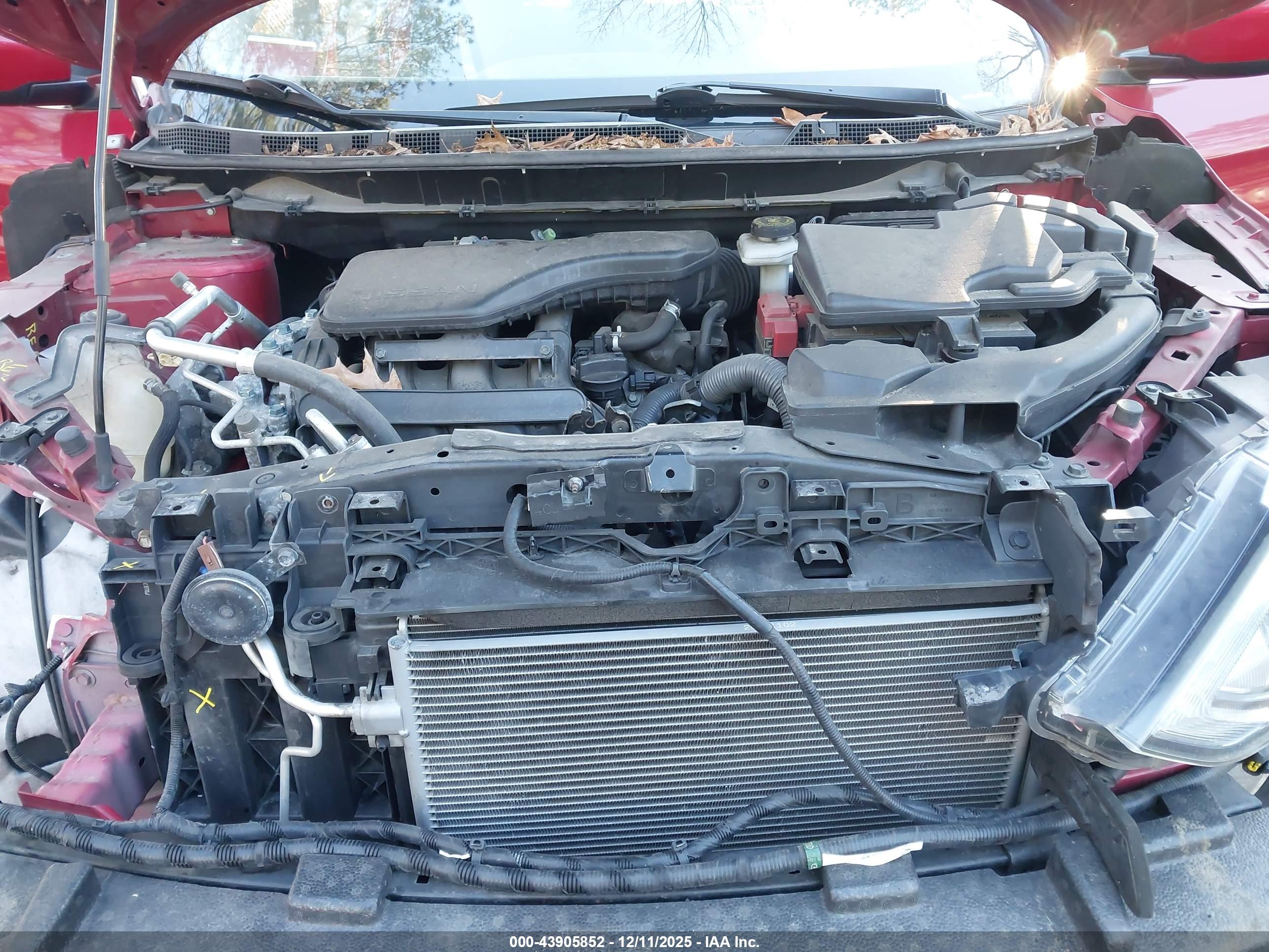 NISSAN ROGUE image 10