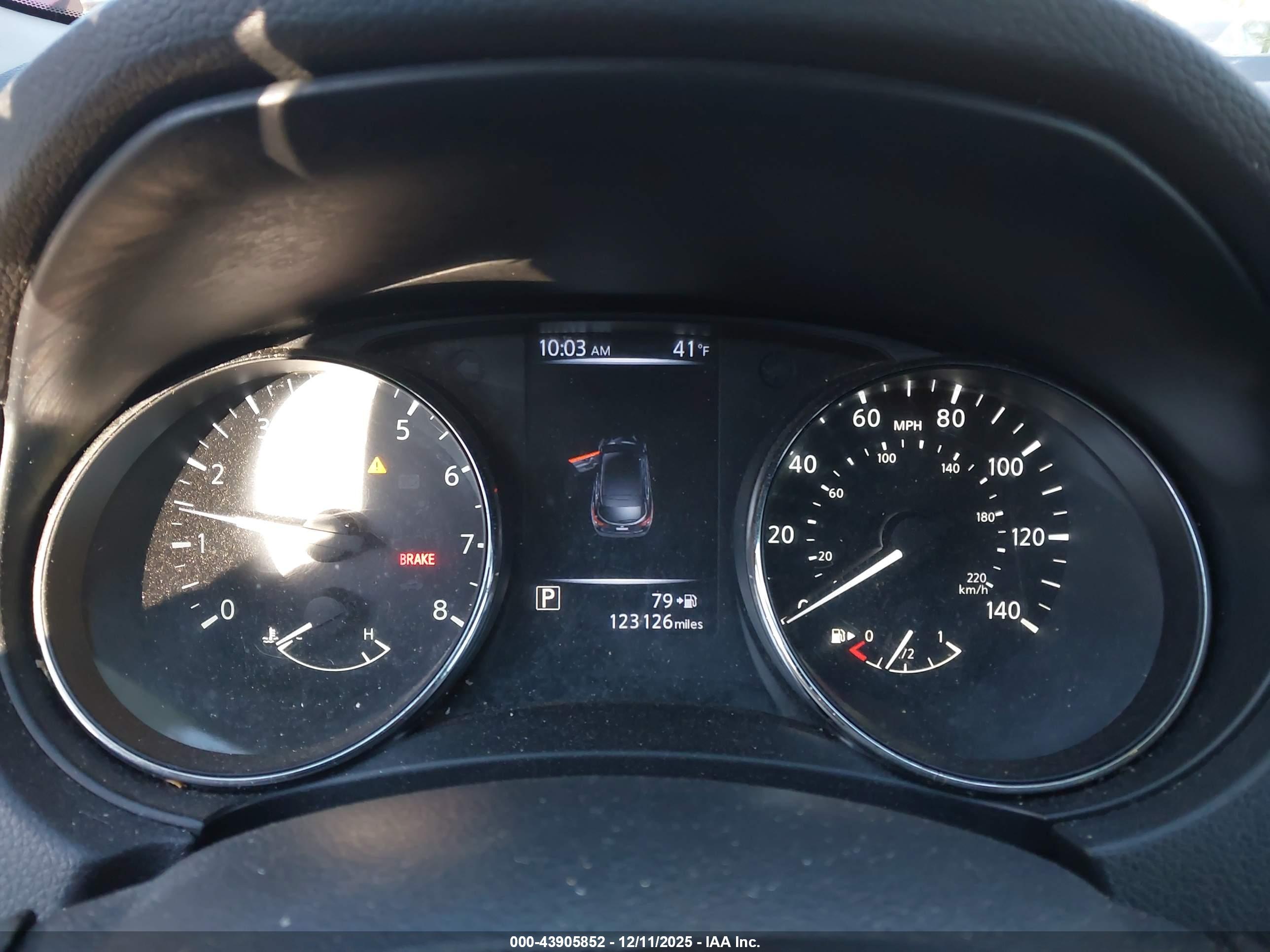 NISSAN ROGUE image 7