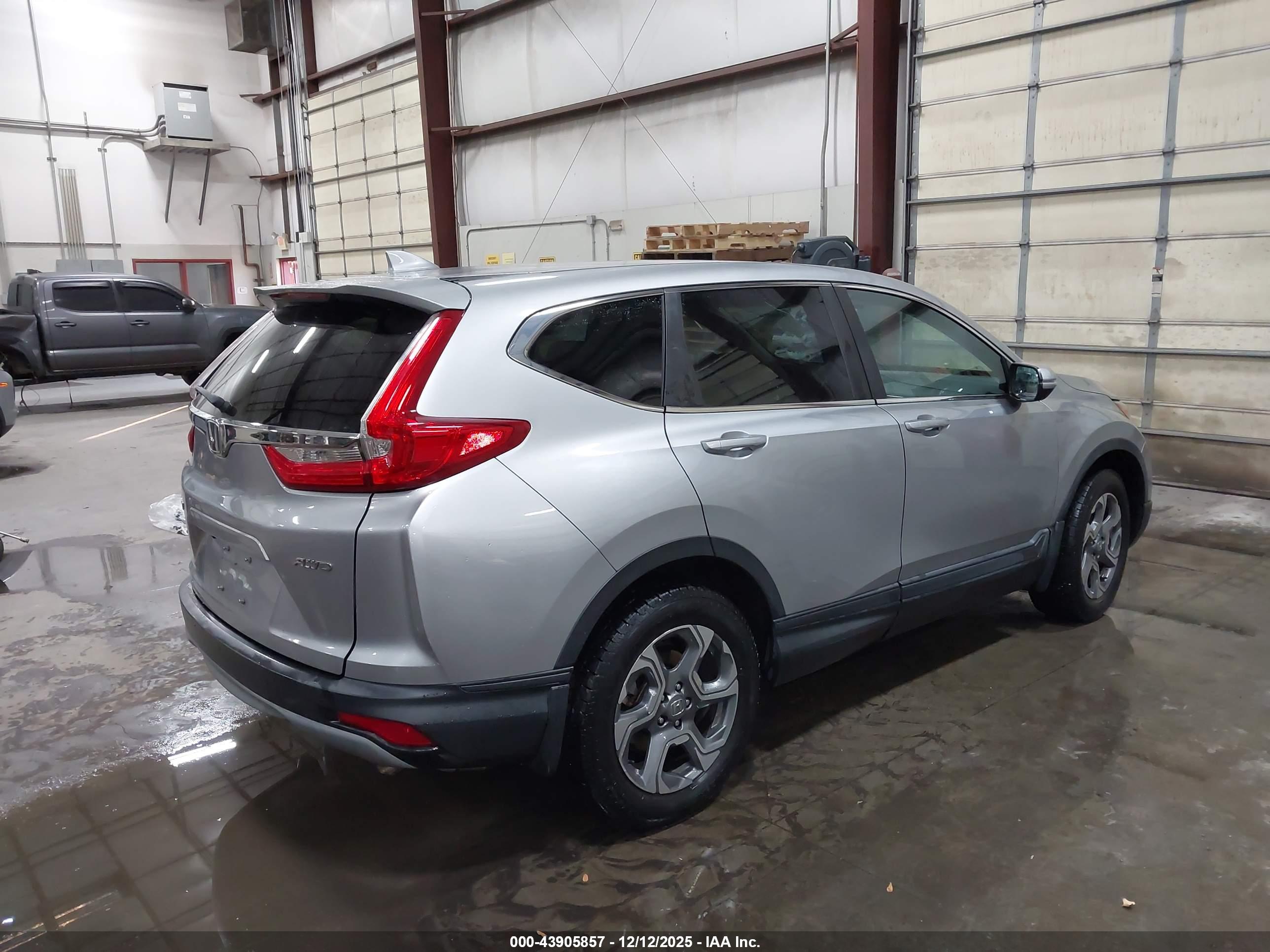 HONDA CR-V image 4