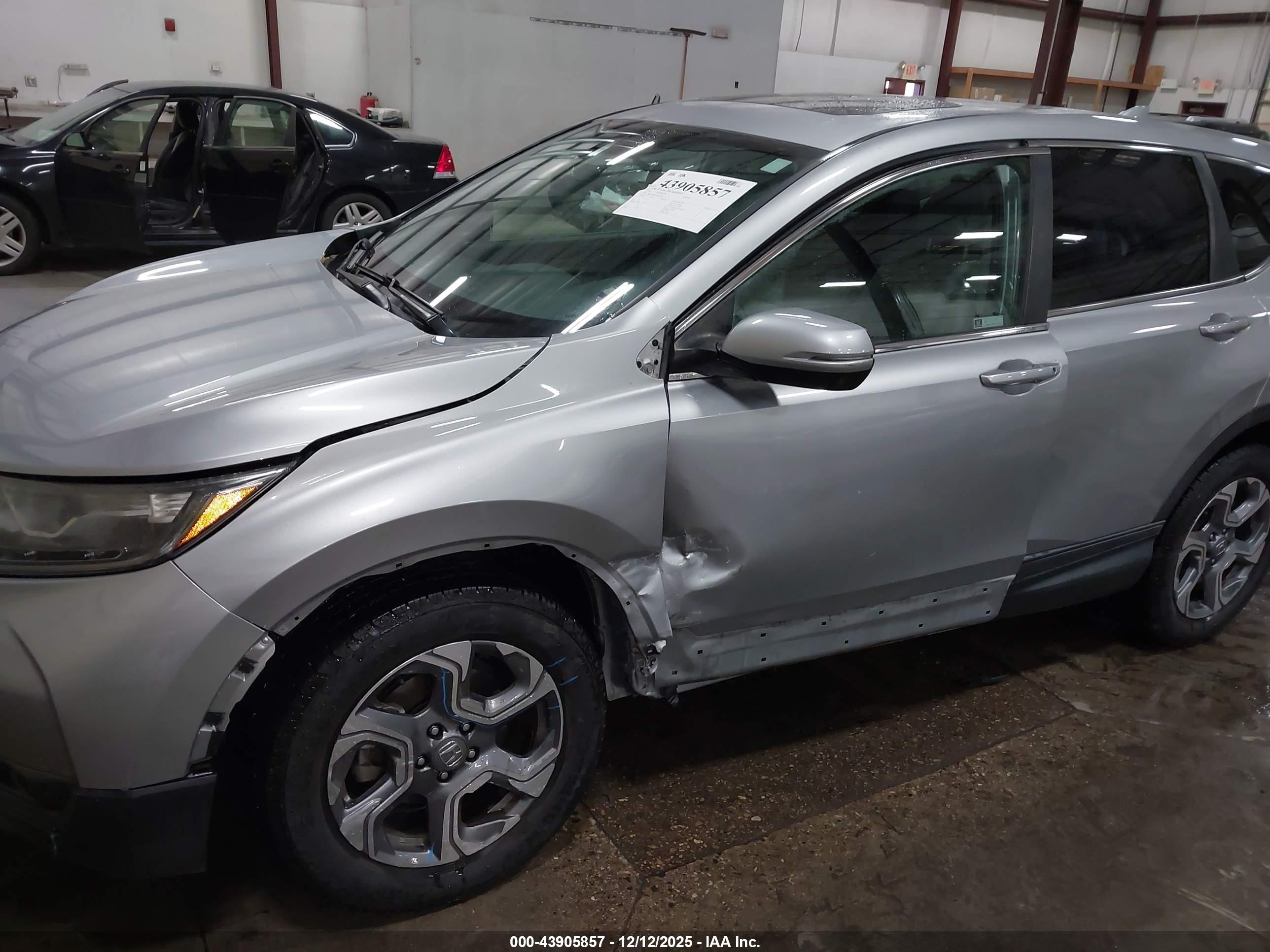 HONDA CR-V image 6