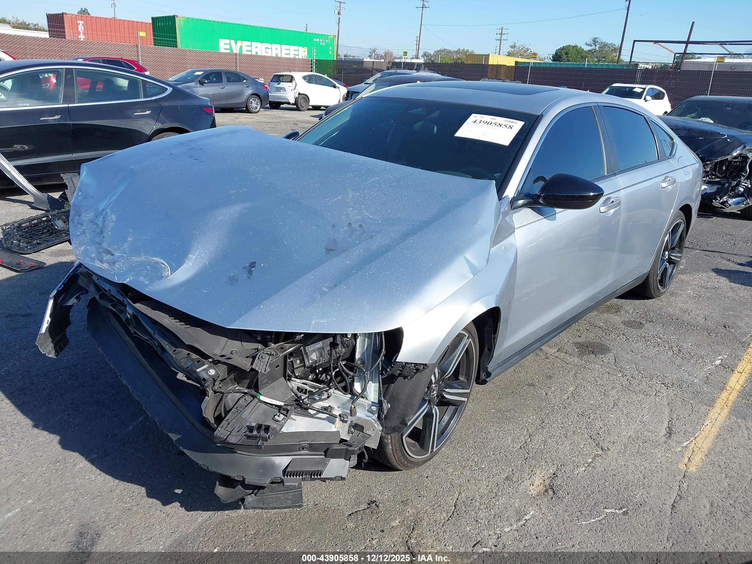 HONDA ACCORD image 2