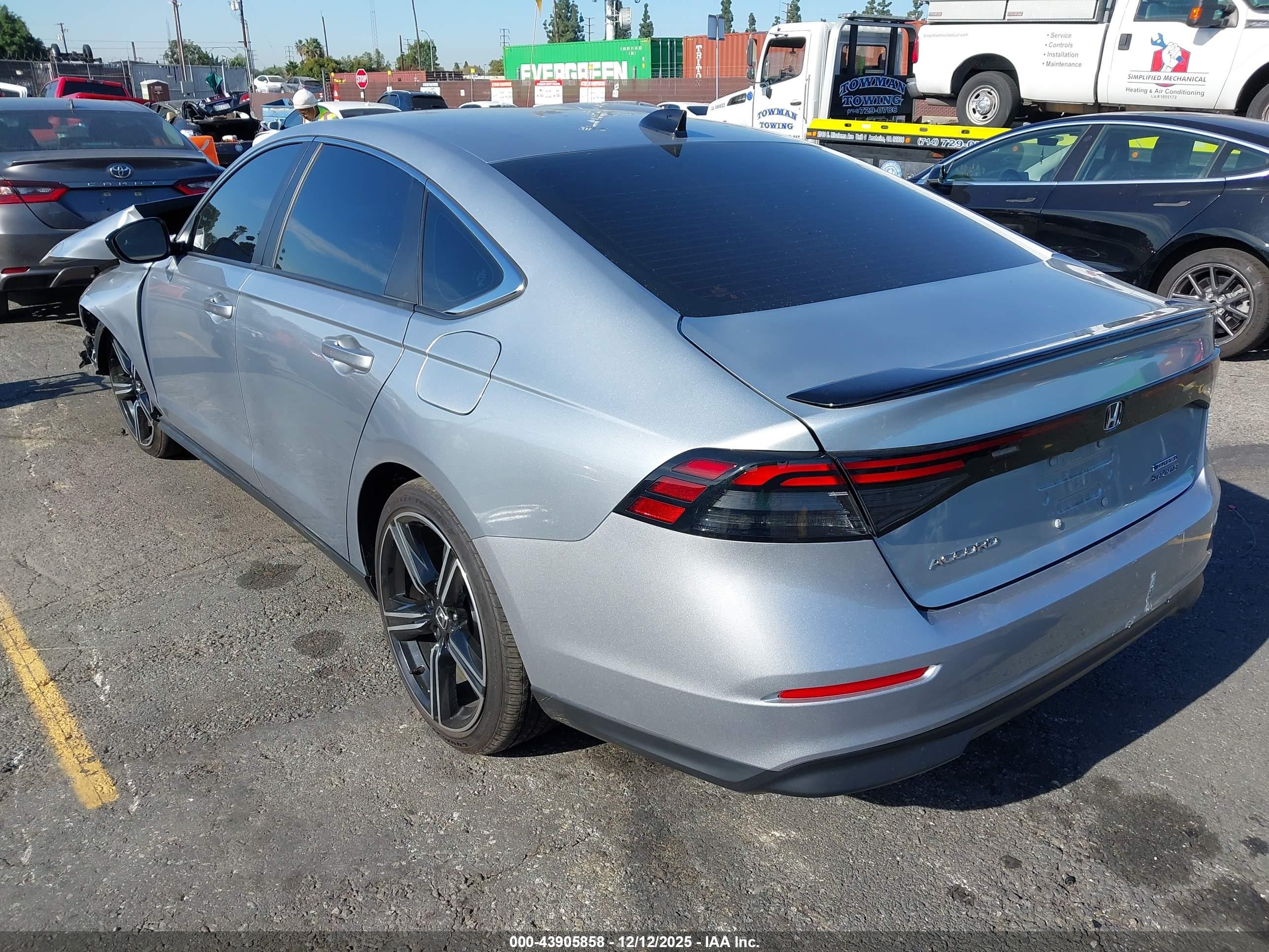 HONDA ACCORD image 3