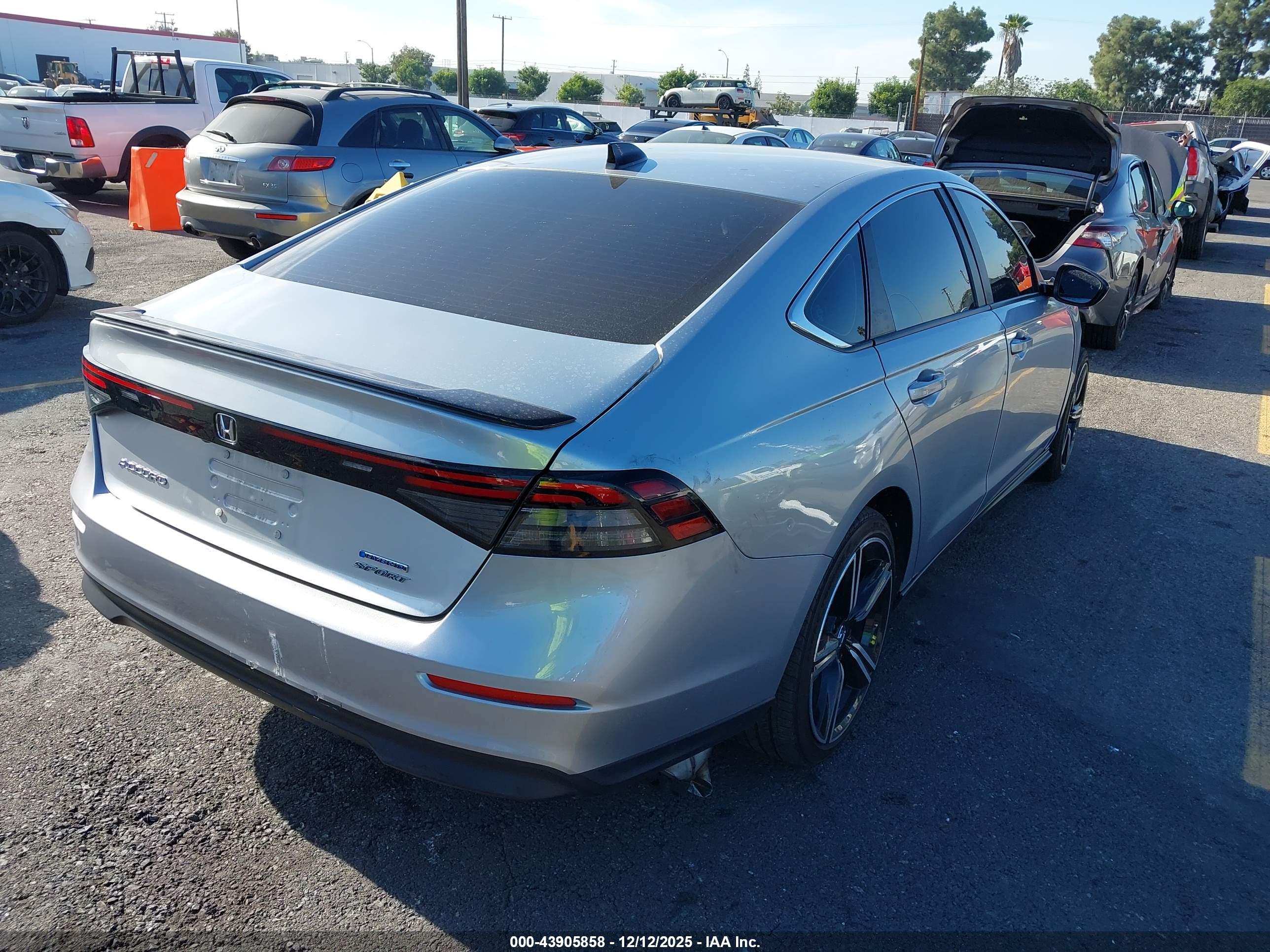 HONDA ACCORD image 4