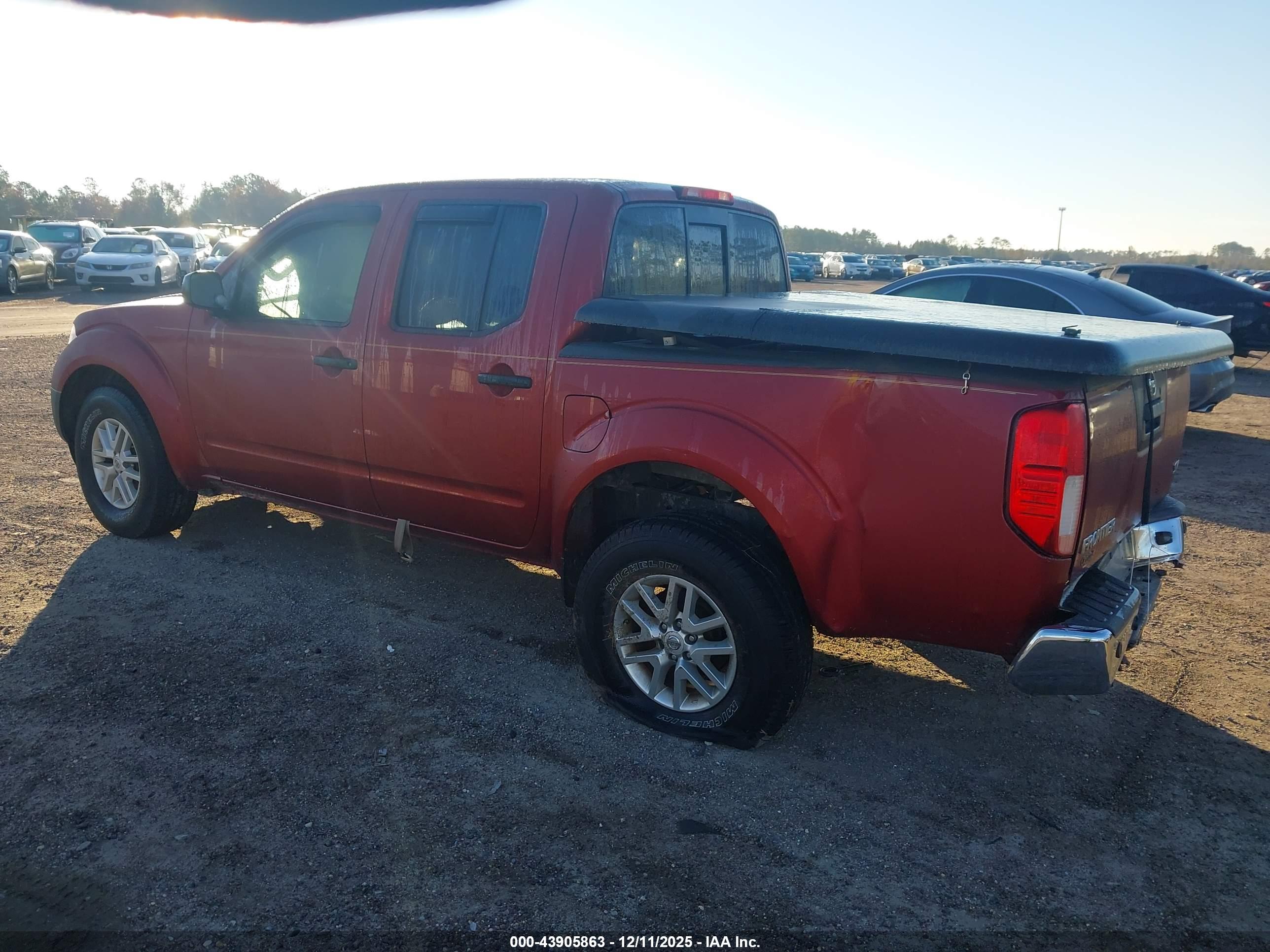 NISSAN FRONTIER image 3