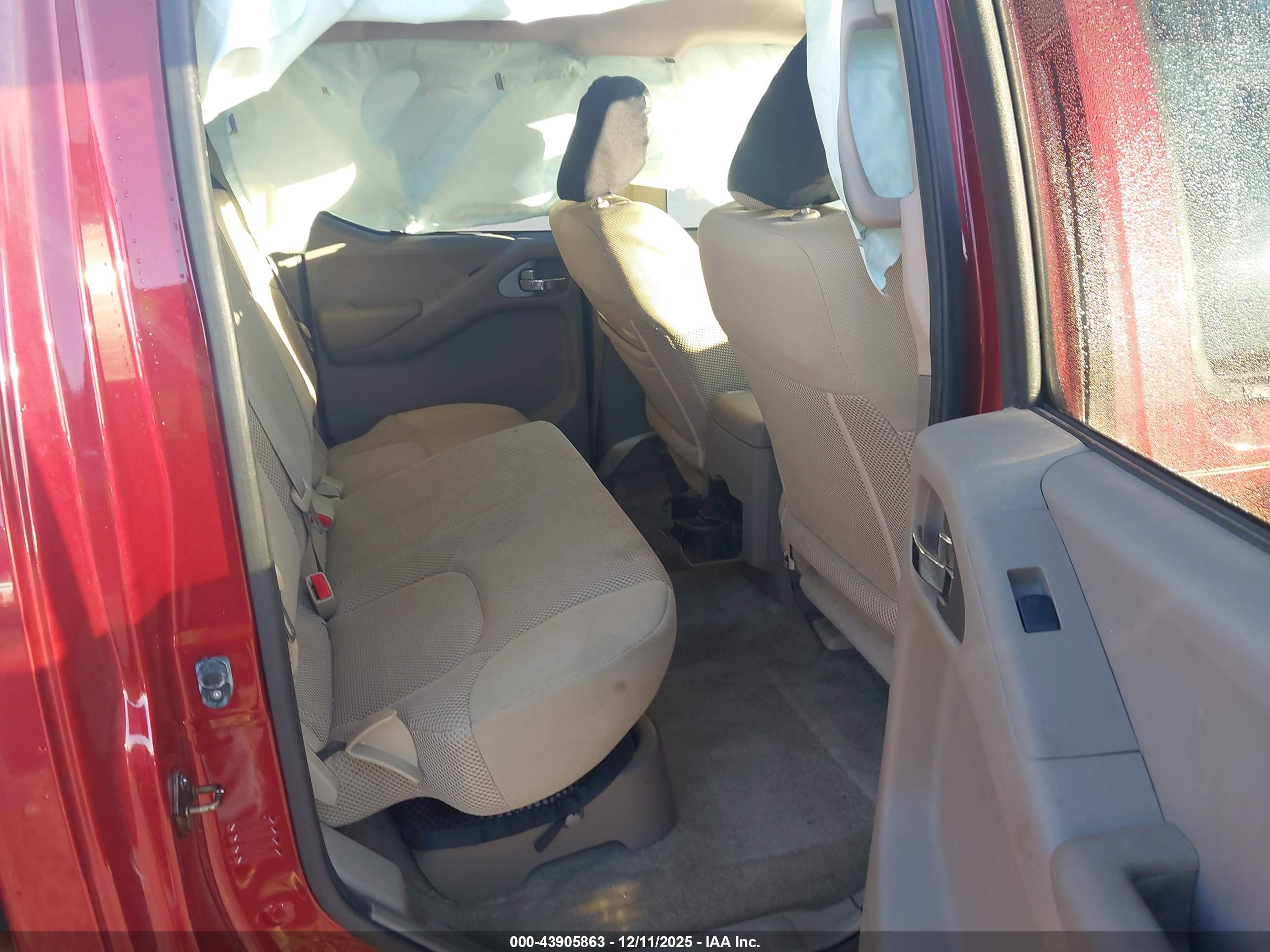 NISSAN FRONTIER image 8