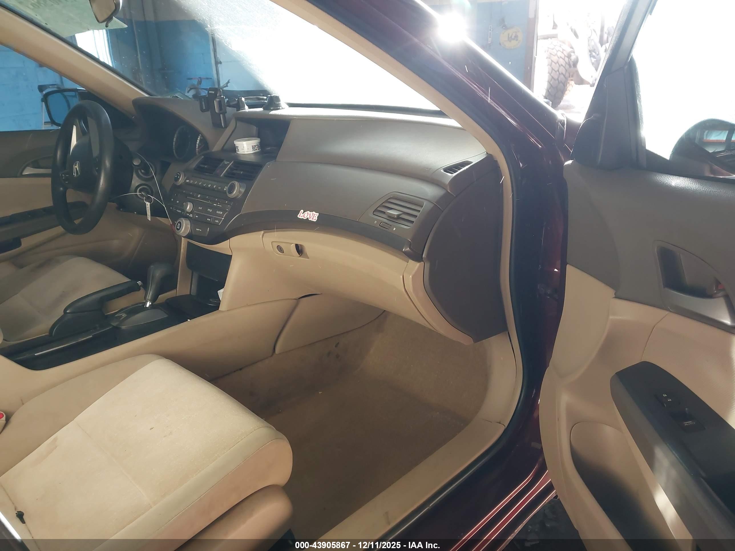 HONDA ACCORD image 5