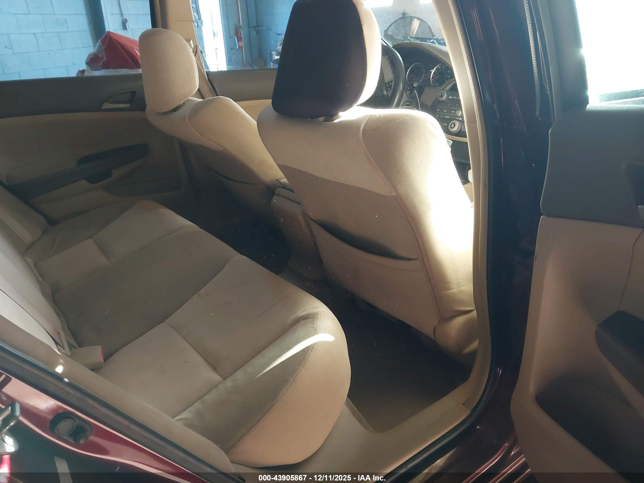 HONDA ACCORD image 8
