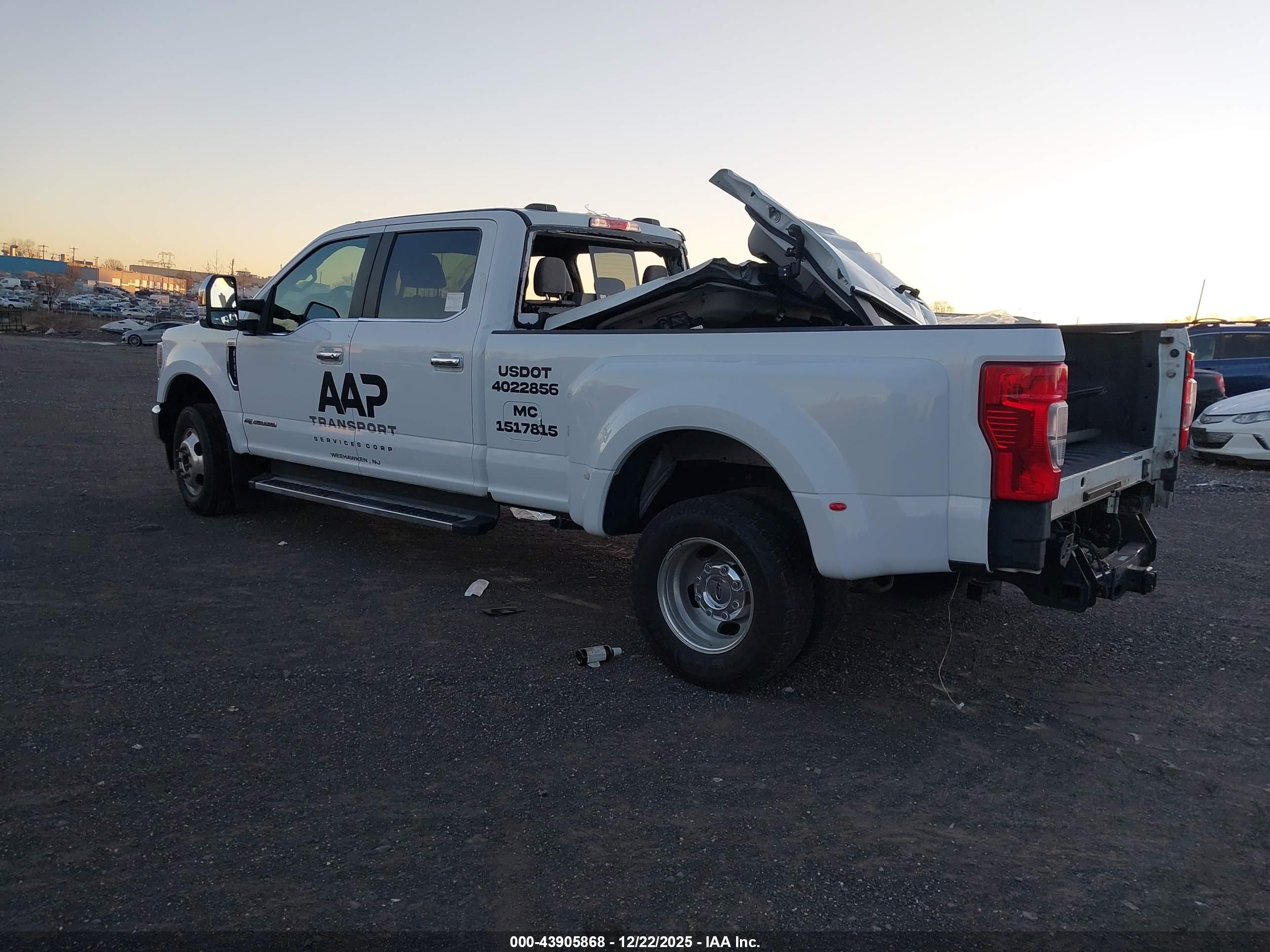 FORD F-350 image 3