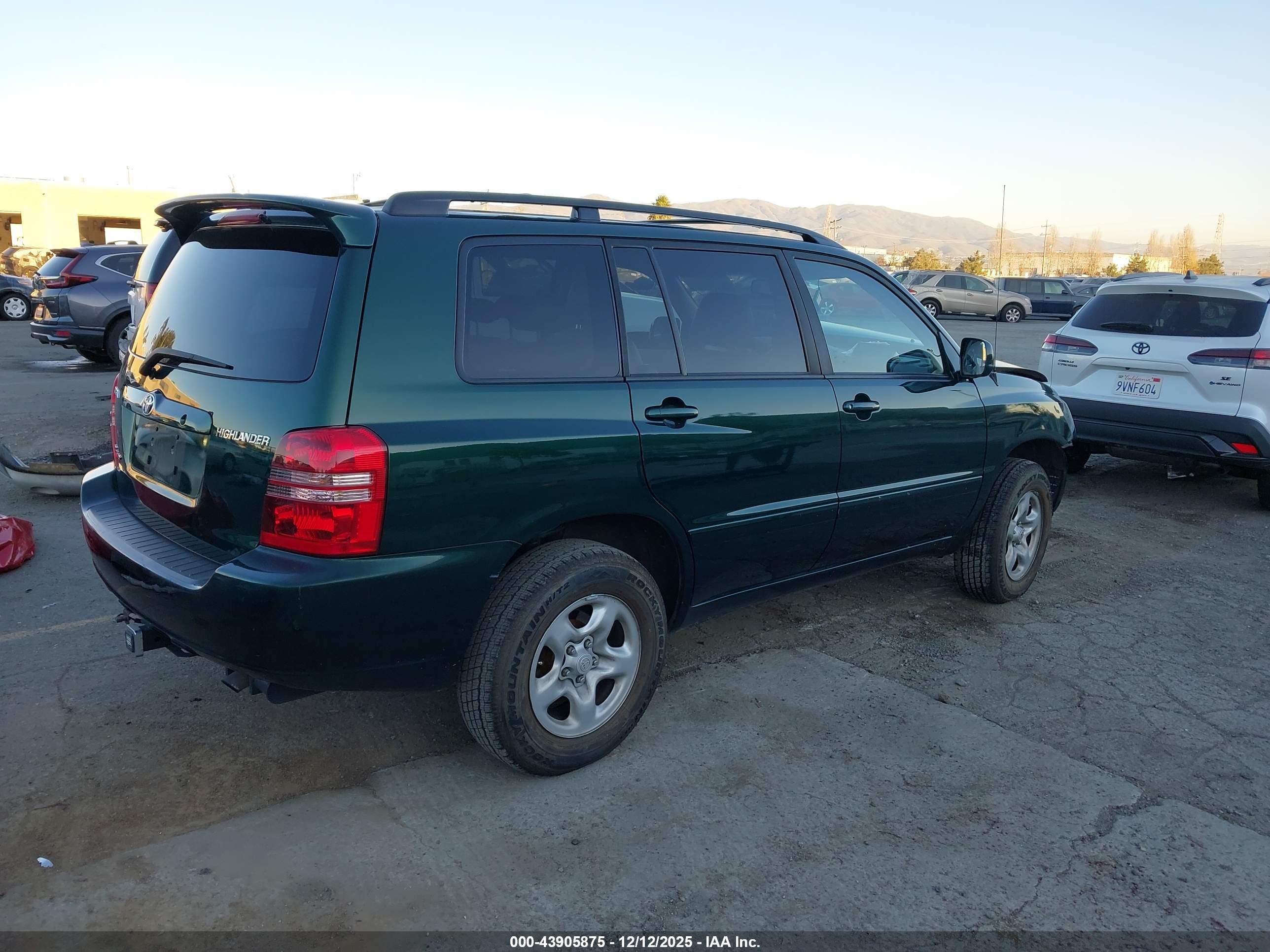 TOYOTA HIGHLANDER image 4