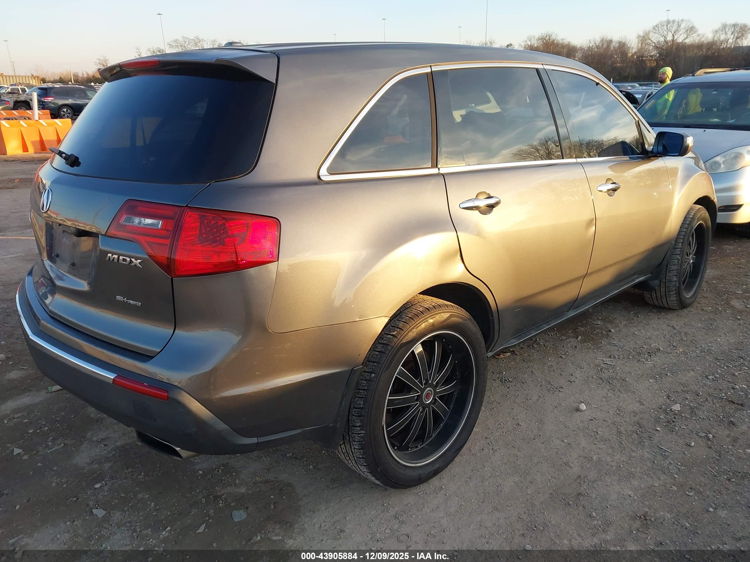 ACURA MDX image 4