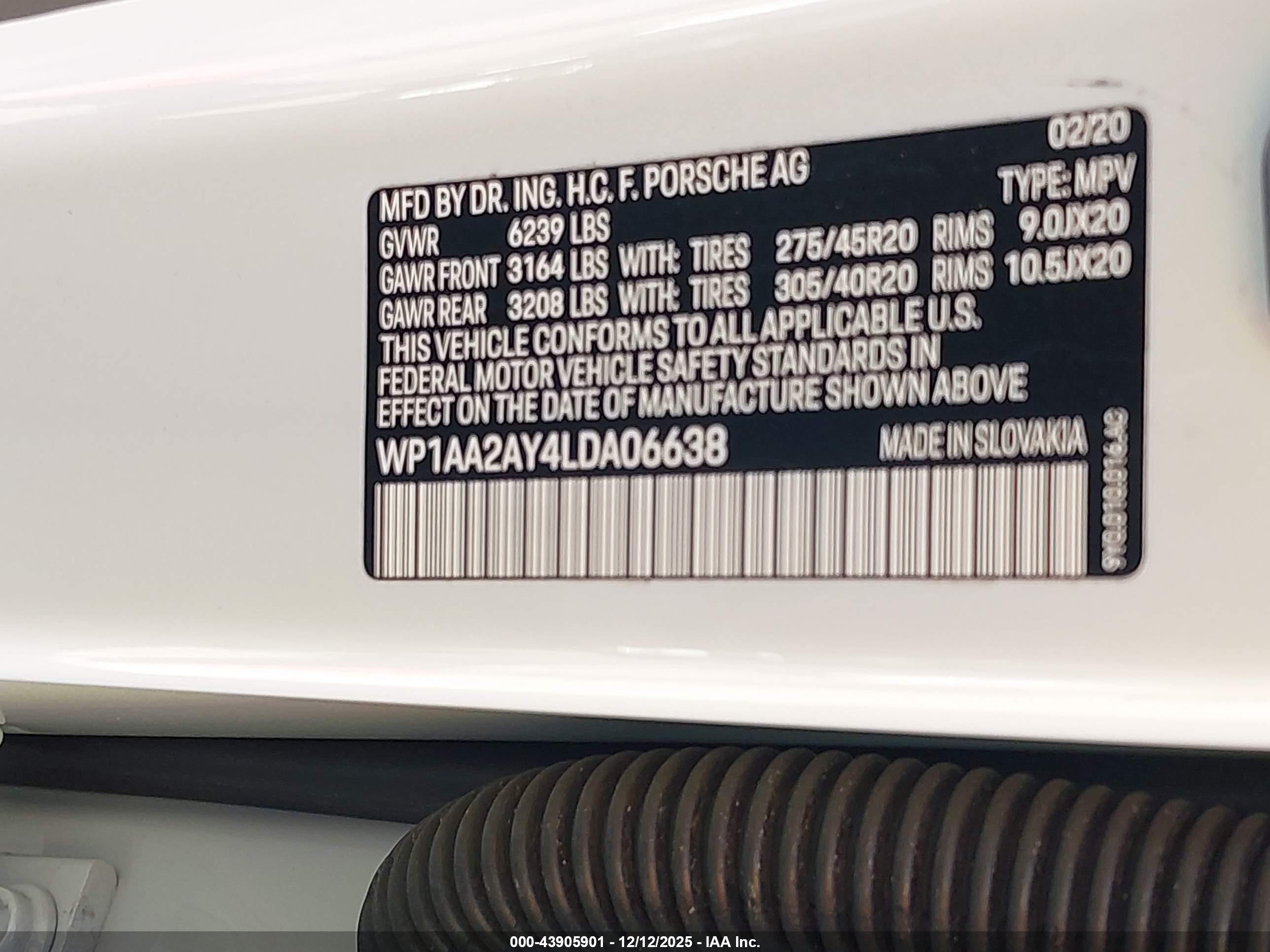 PORSCHE CAYENNE image 9