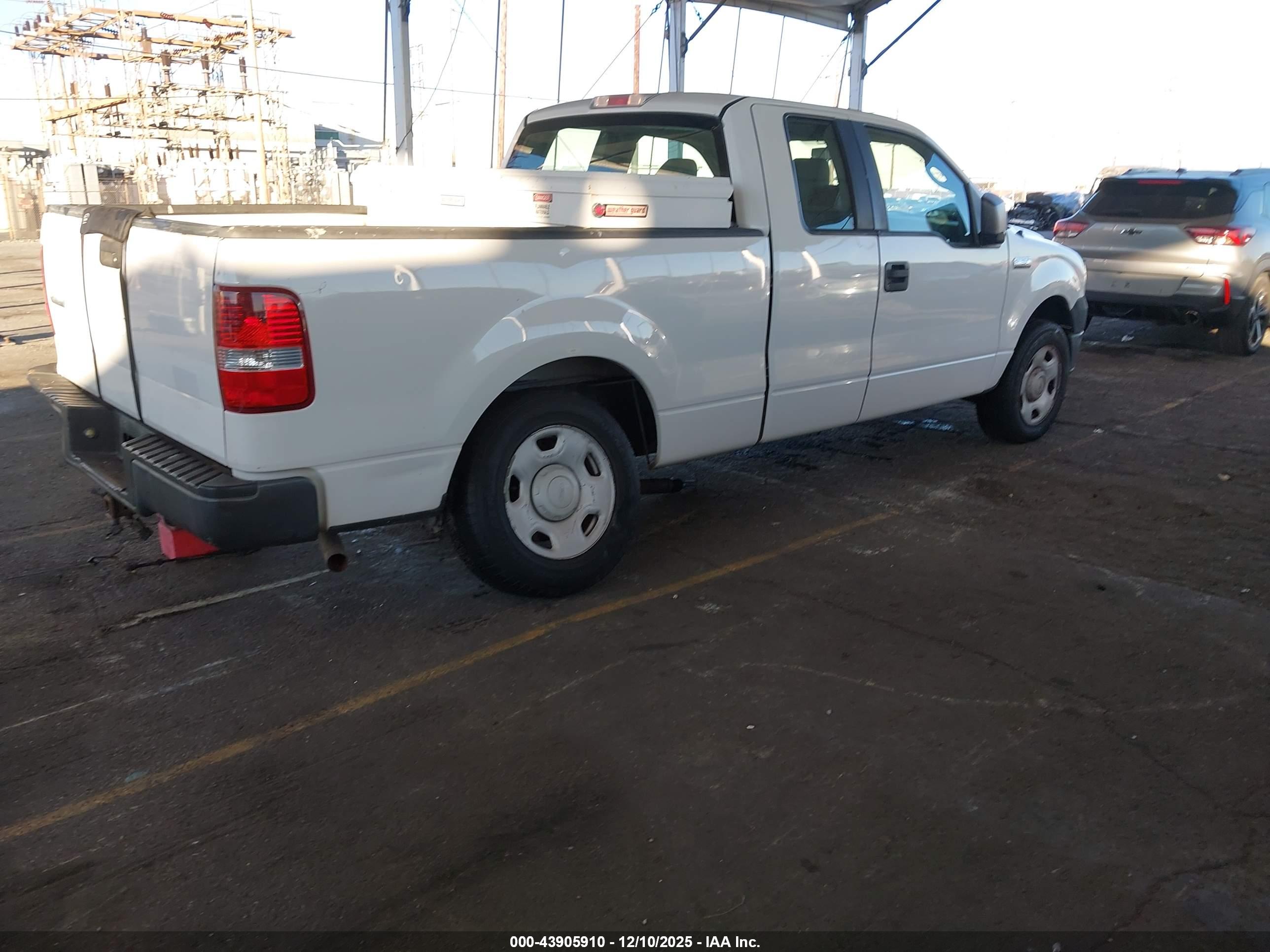 FORD F-150 image 4