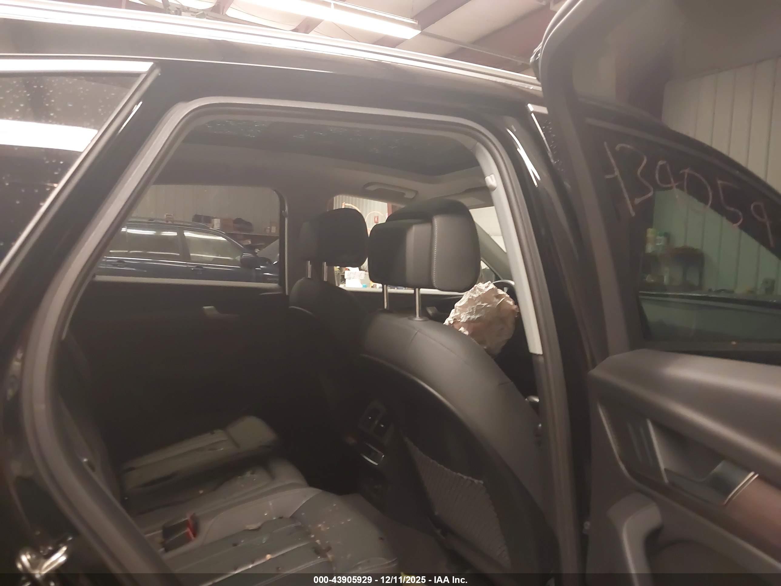 AUDI Q5 image 8