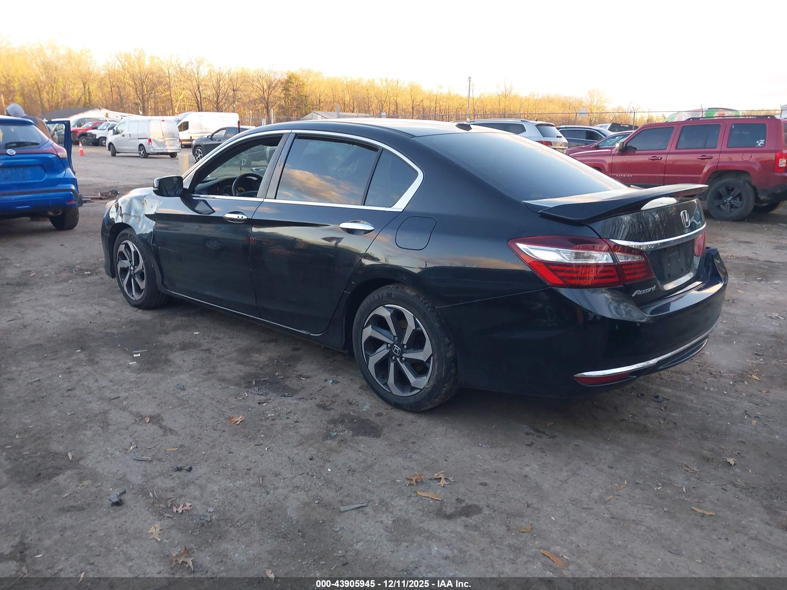 HONDA ACCORD image 3