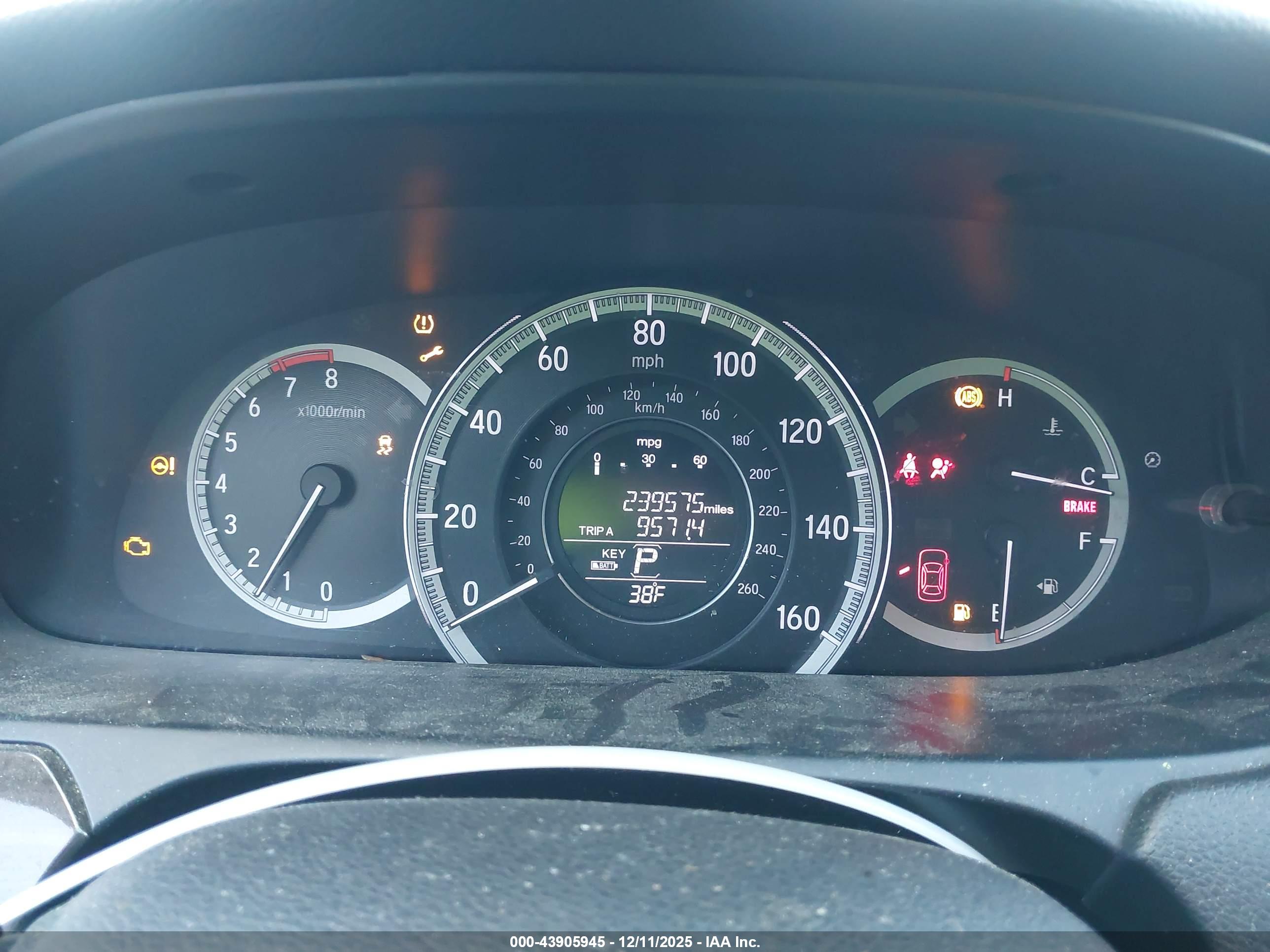 HONDA ACCORD image 7