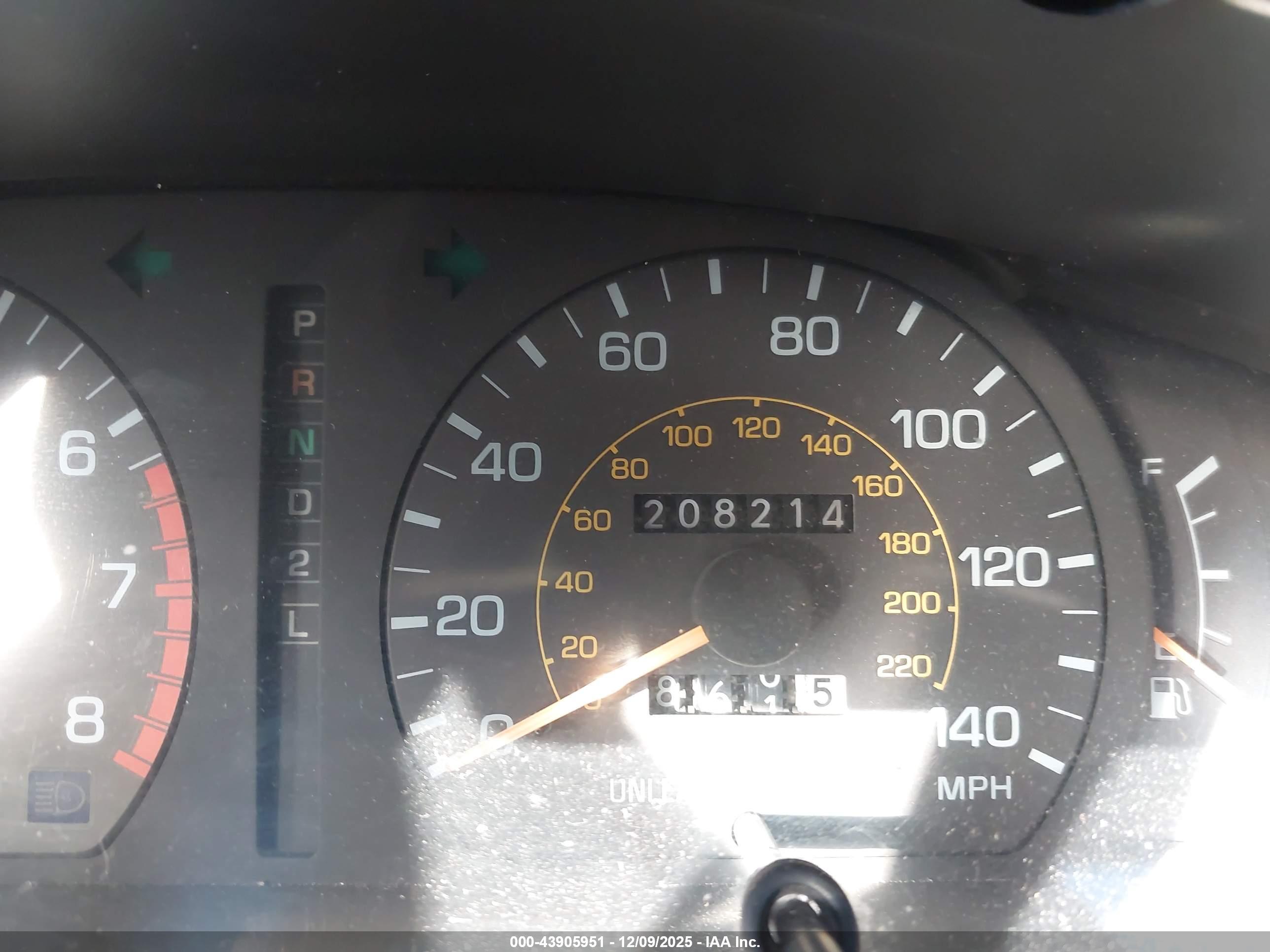 TOYOTA CAMRY image 7