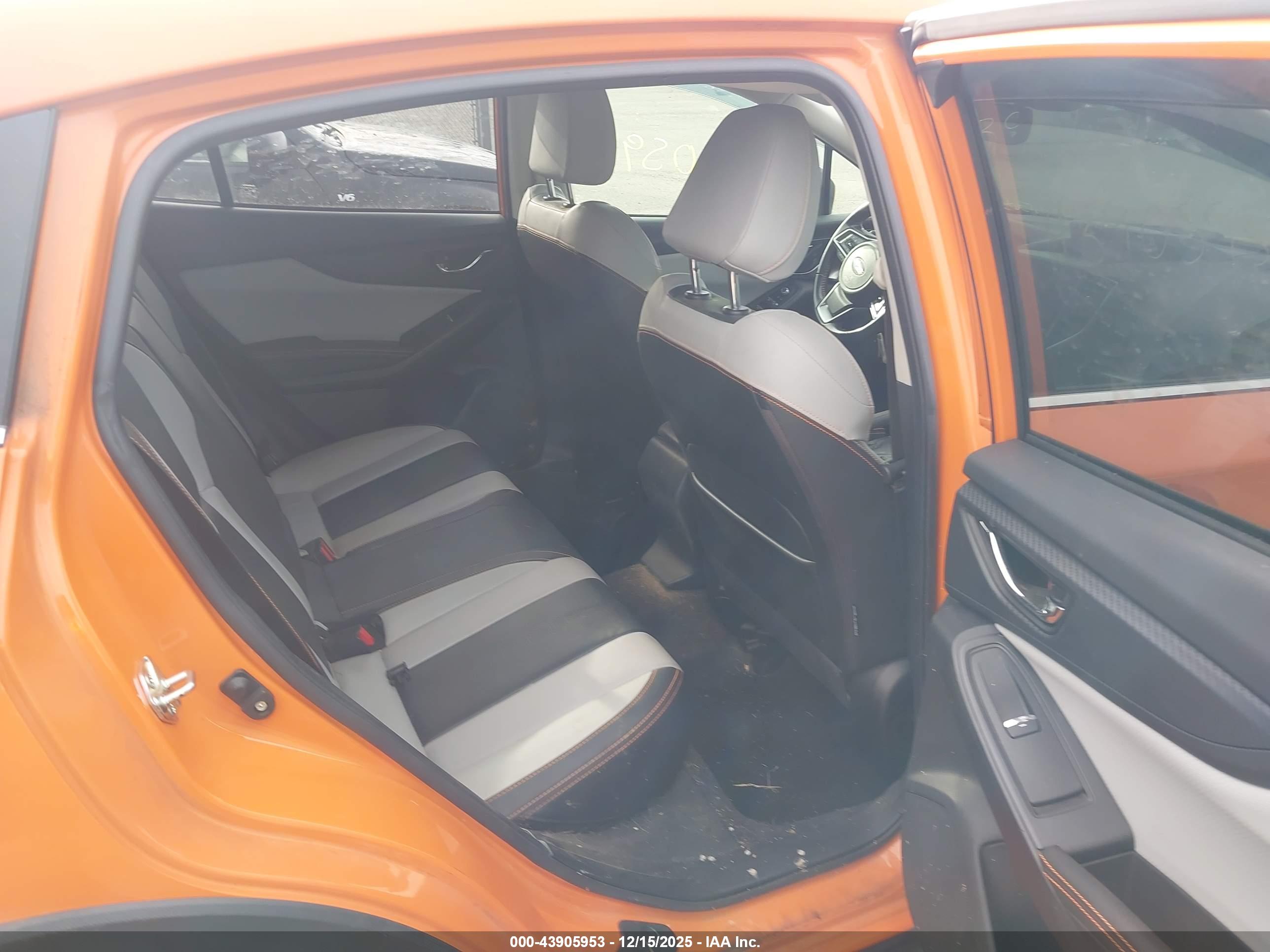 SUBARU CROSSTREK image 8